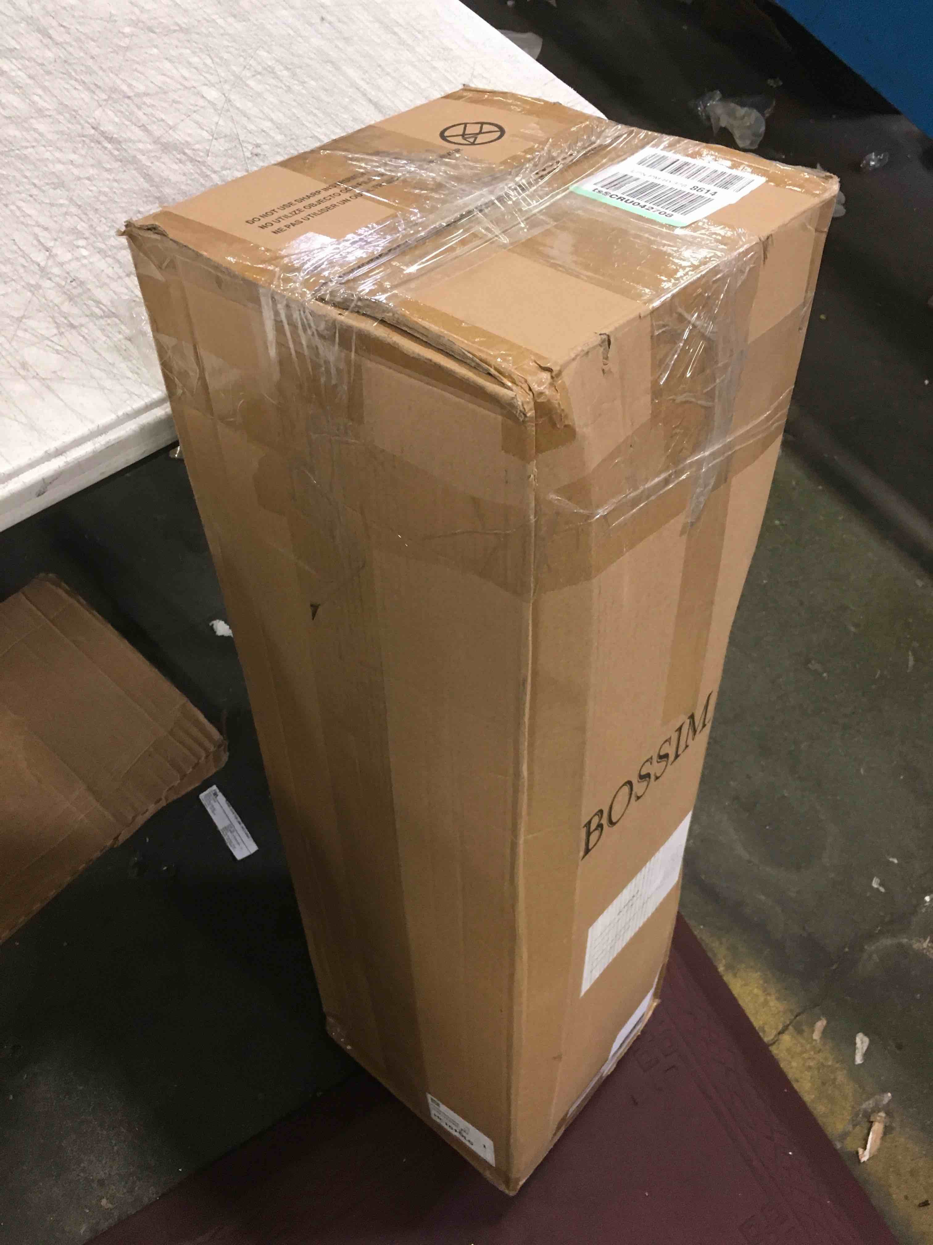 https://s3.amazonaws.com/lotting-images-prod/bidfta/YEL6441518_1717615336583.jpeg