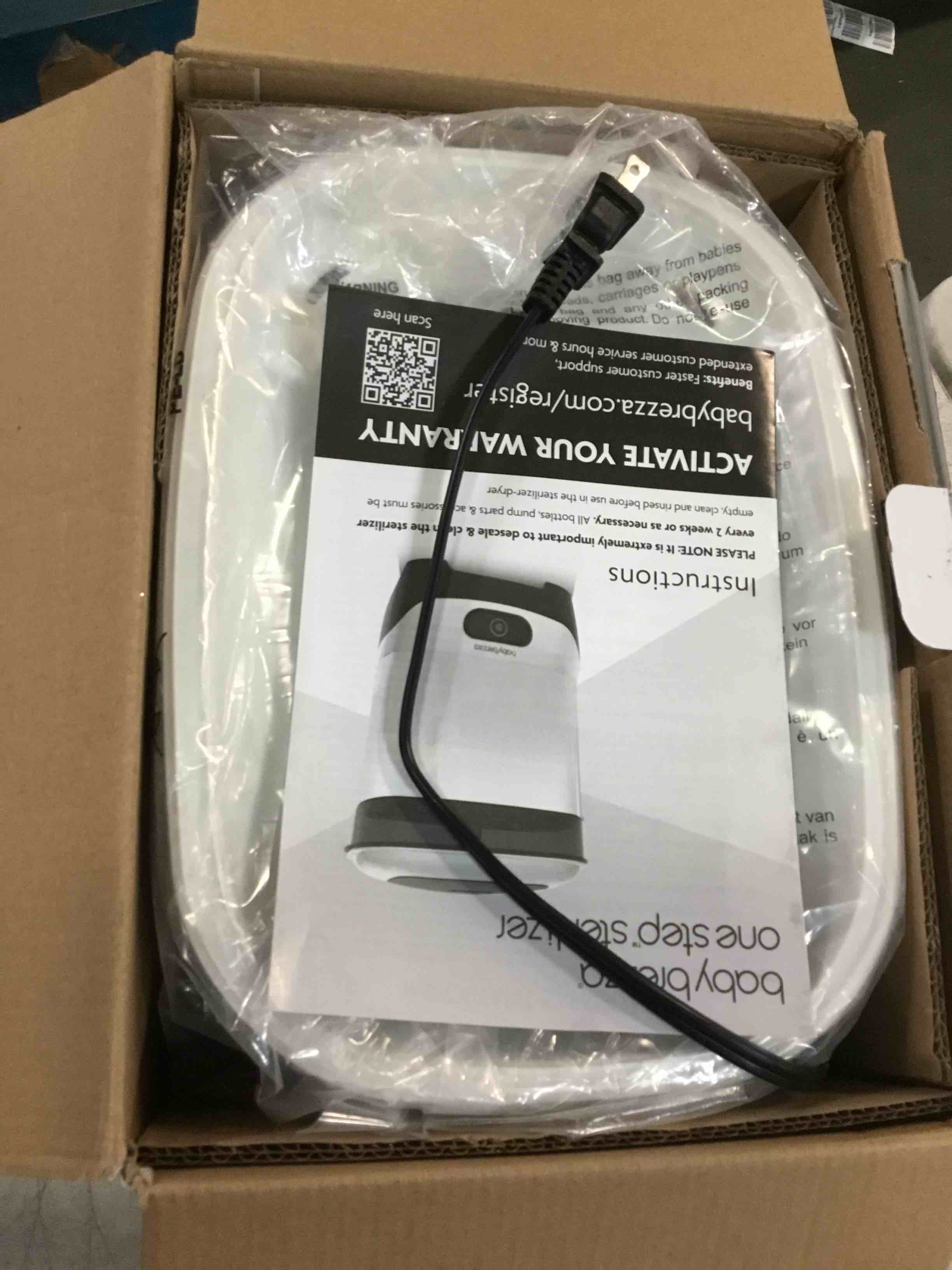 https://s3.amazonaws.com/lotting-images-prod/bidfta/YEL6441929_1717773038044.jpeg