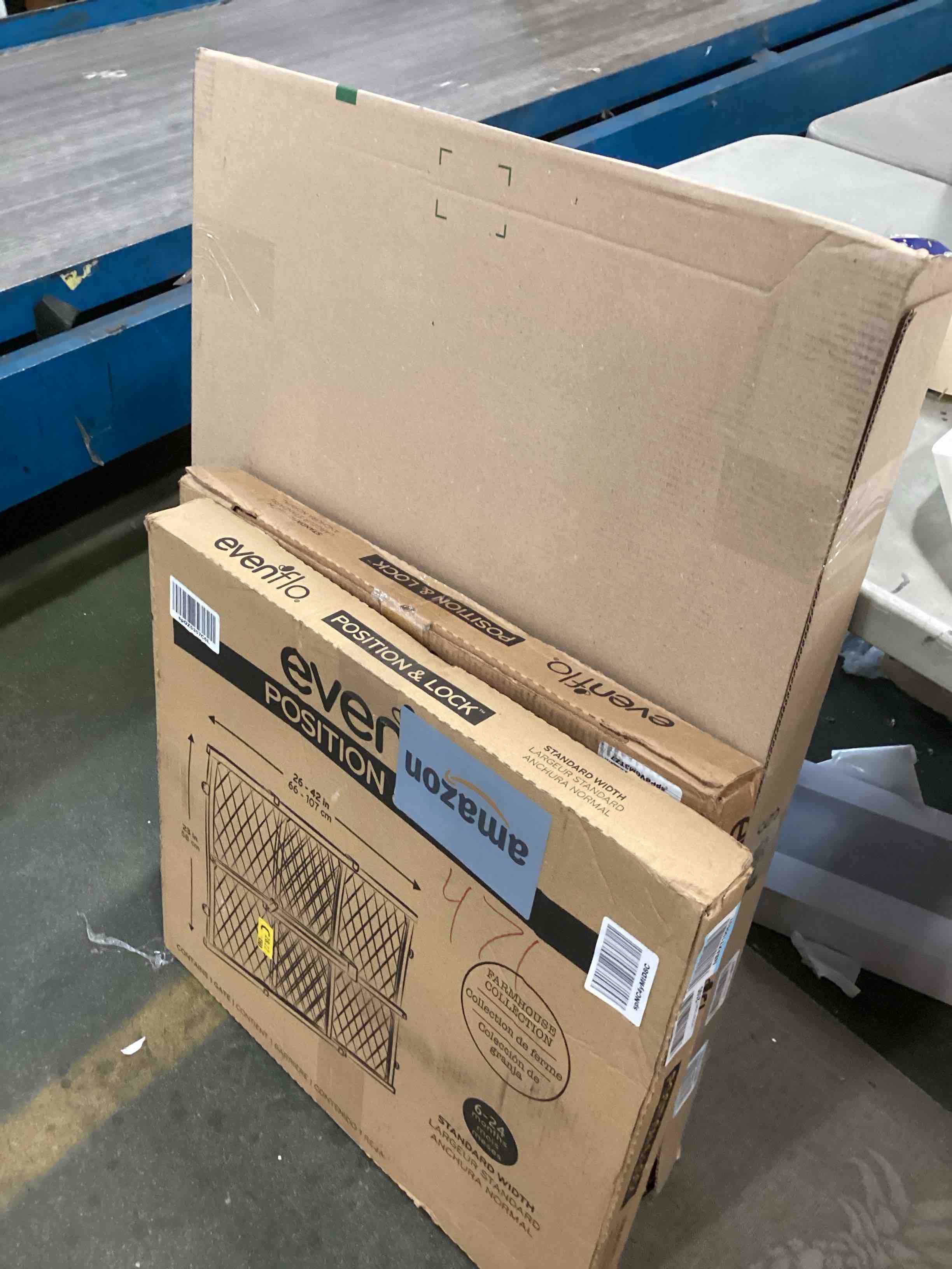 https://s3.amazonaws.com/lotting-images-prod/bidfta/YEL6443306_1717695338474.jpeg