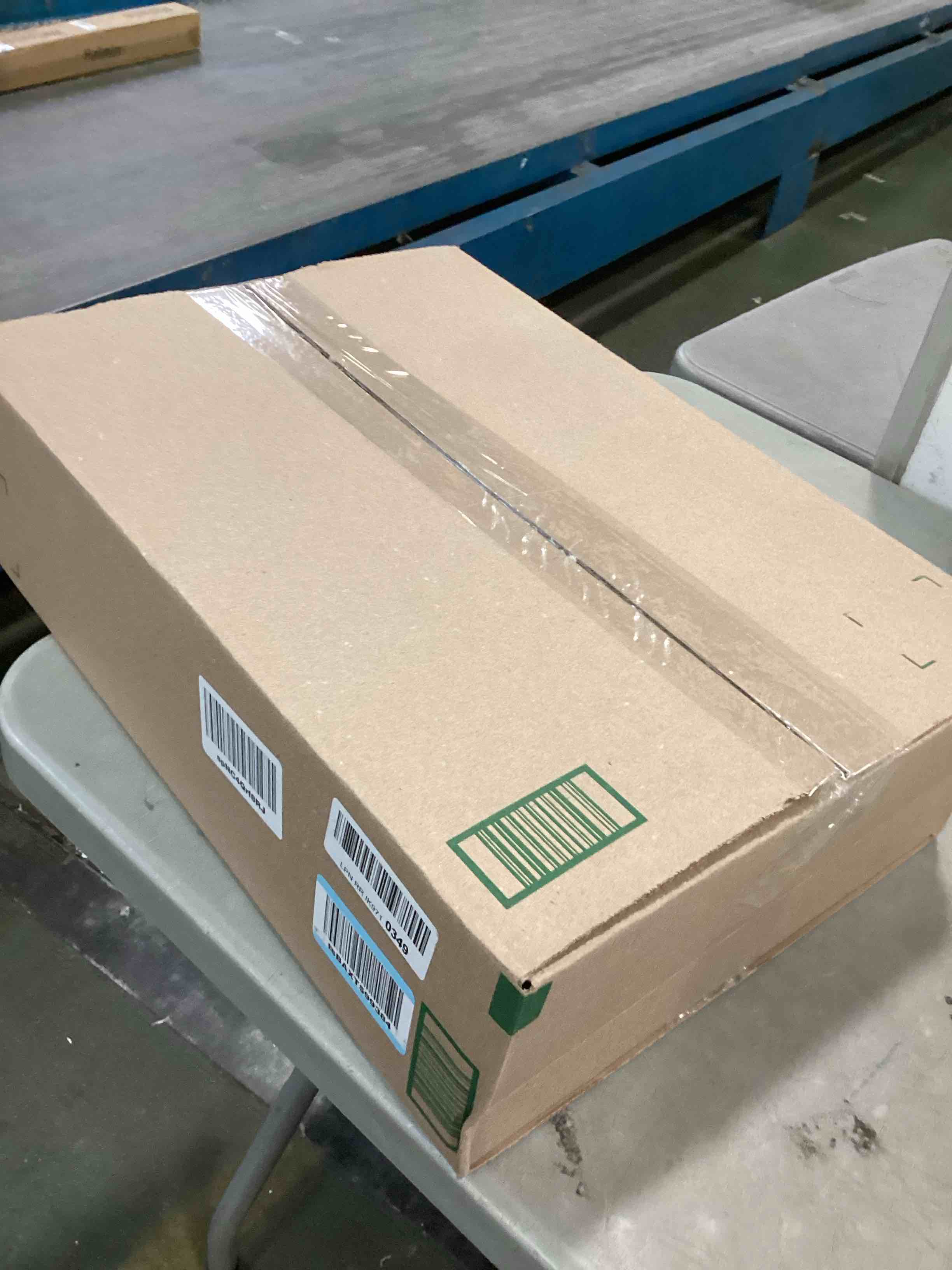 https://s3.amazonaws.com/lotting-images-prod/bidfta/YEL6443407_1717704746298.jpeg