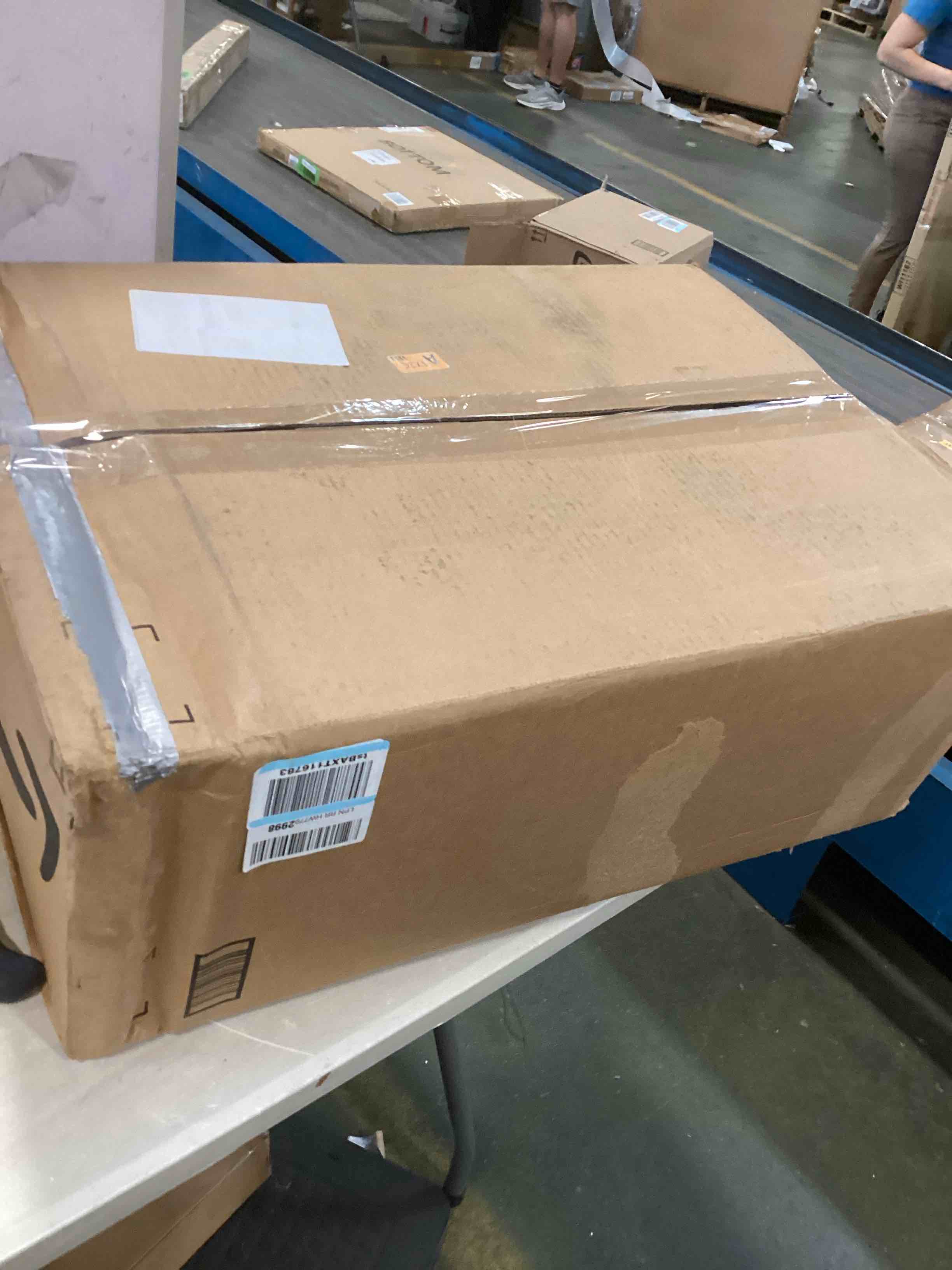 https://s3.amazonaws.com/lotting-images-prod/bidfta/YEL6443518_1717768282198.jpeg