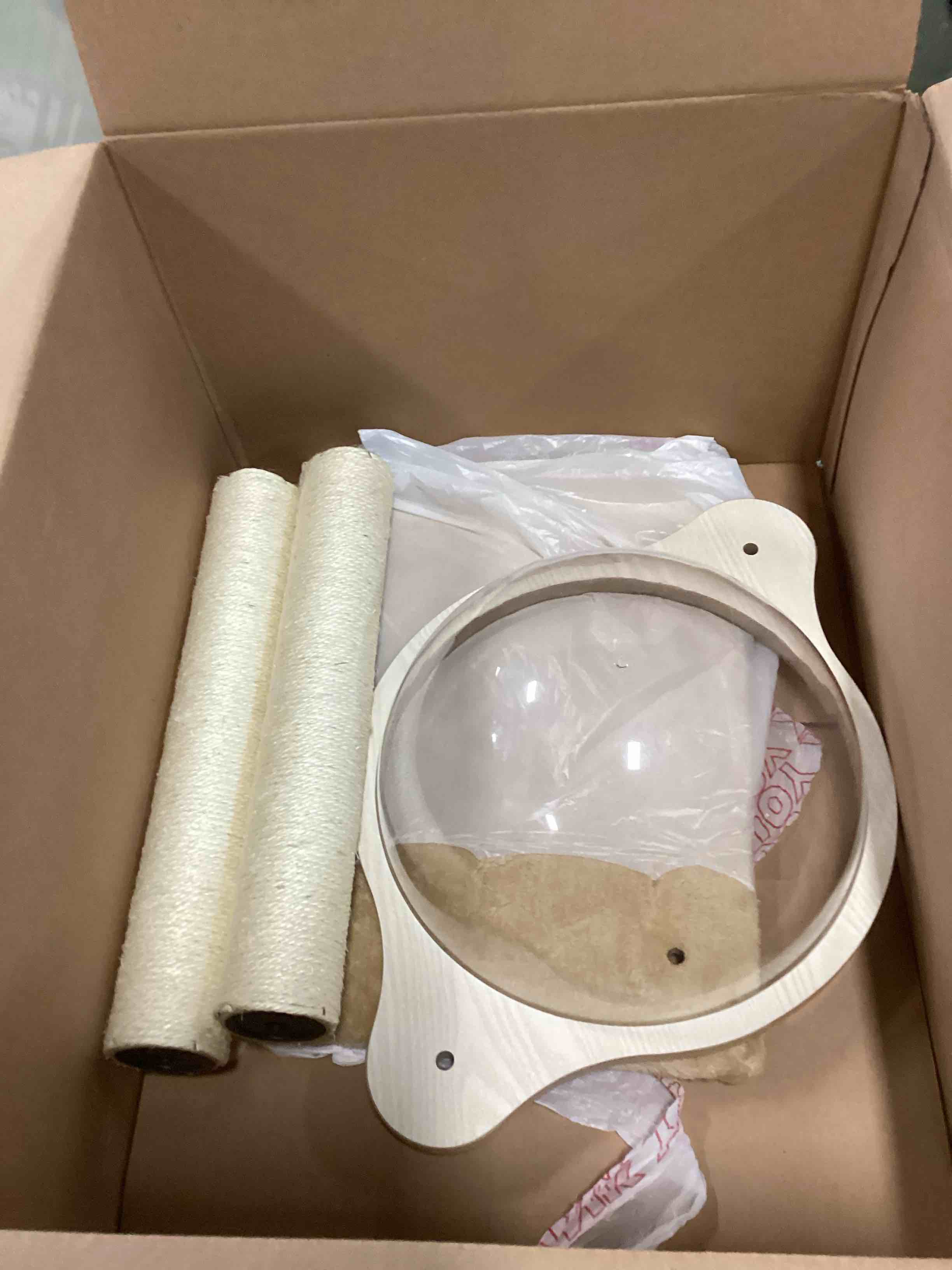 https://s3.amazonaws.com/lotting-images-prod/bidfta/YEL6444032_1718122128984.jpeg