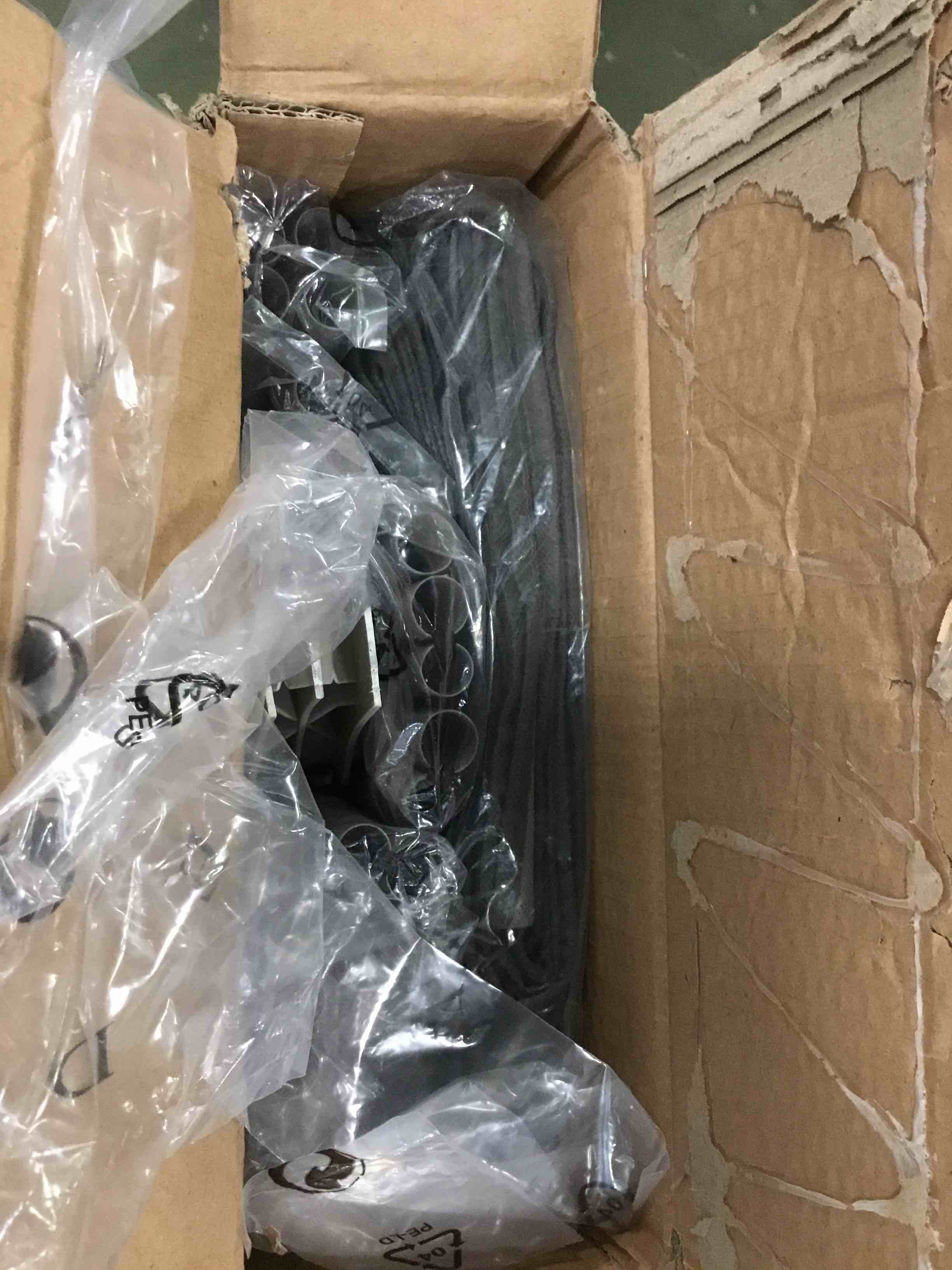 https://s3.amazonaws.com/lotting-images-prod/bidfta/YEL6444384_1718718553582.jpeg