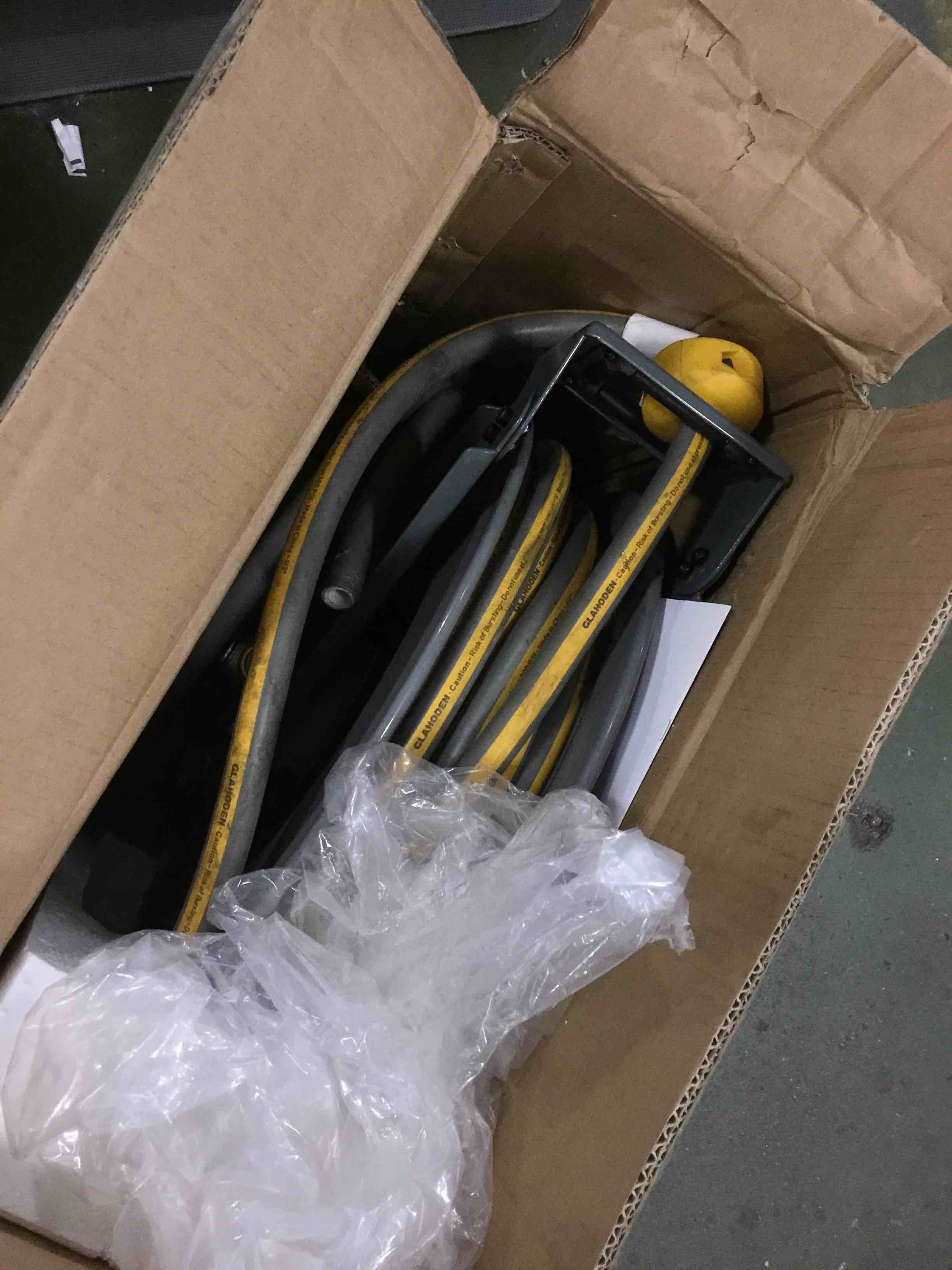 https://s3.amazonaws.com/lotting-images-prod/bidfta/YEL6444389_1718720339007.jpeg