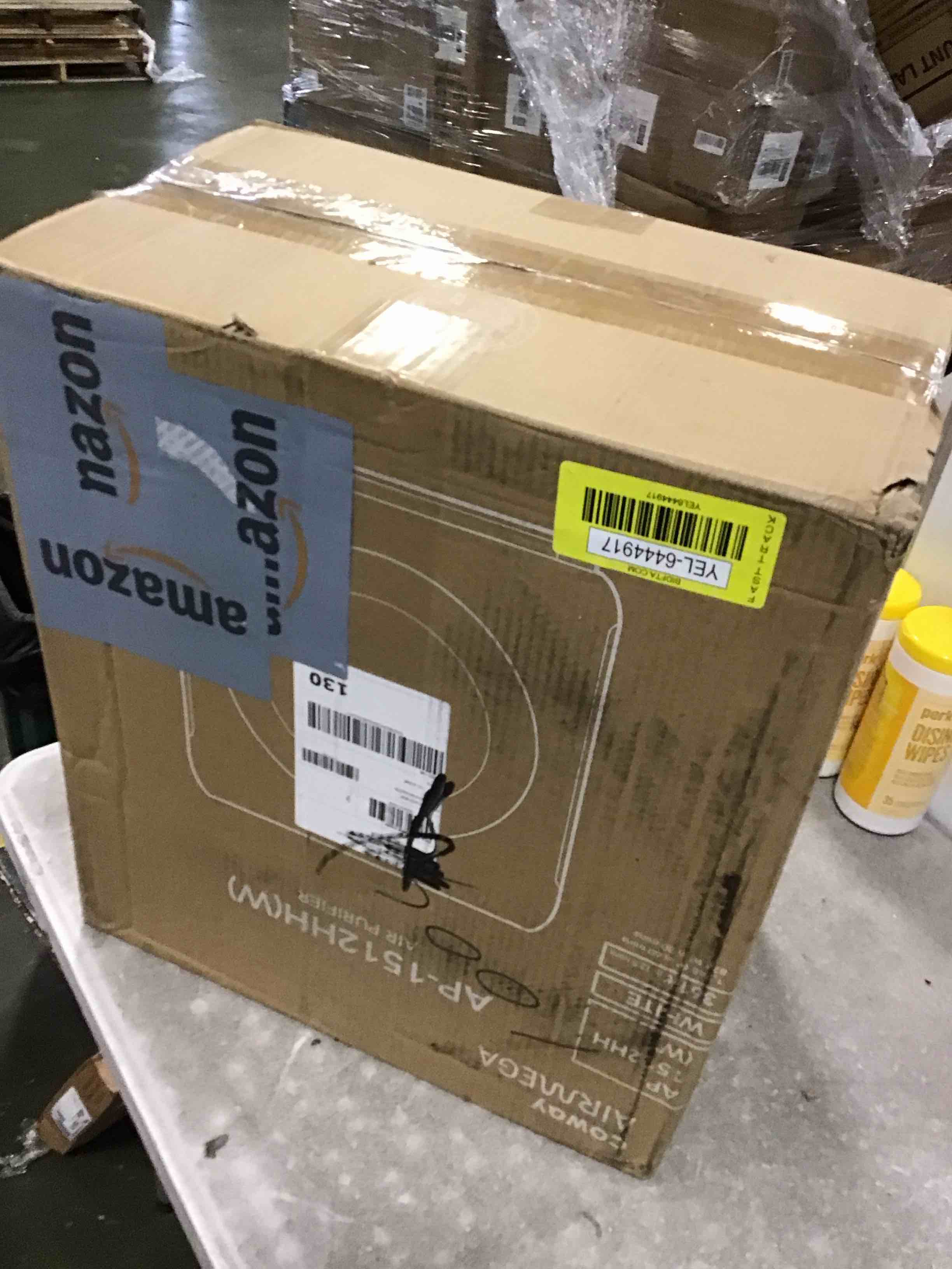 https://s3.amazonaws.com/lotting-images-prod/bidfta/YEL6444917_1717699995035.jpeg