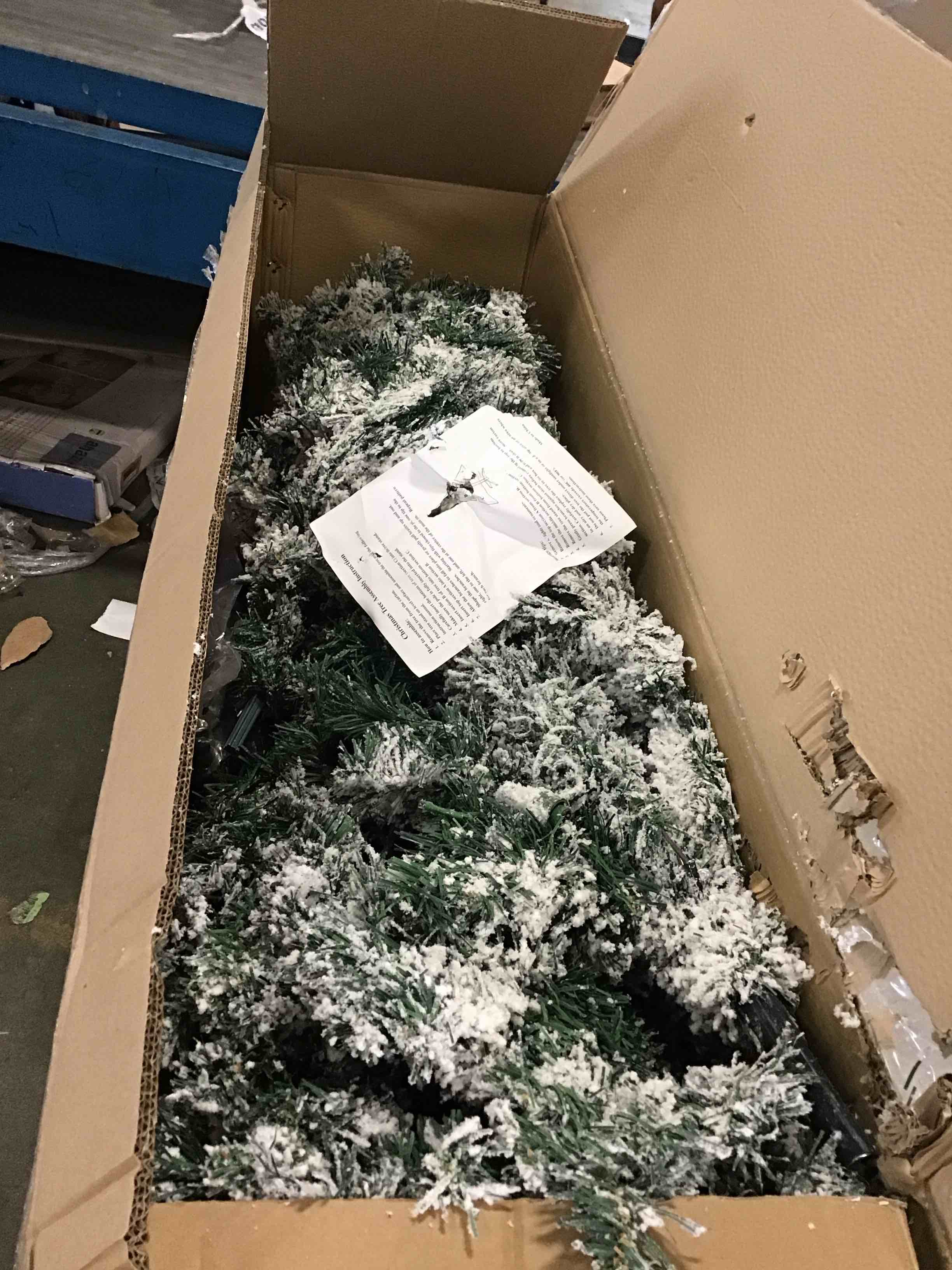 https://s3.amazonaws.com/lotting-images-prod/bidfta/YEL6445920_1718391395024.jpeg