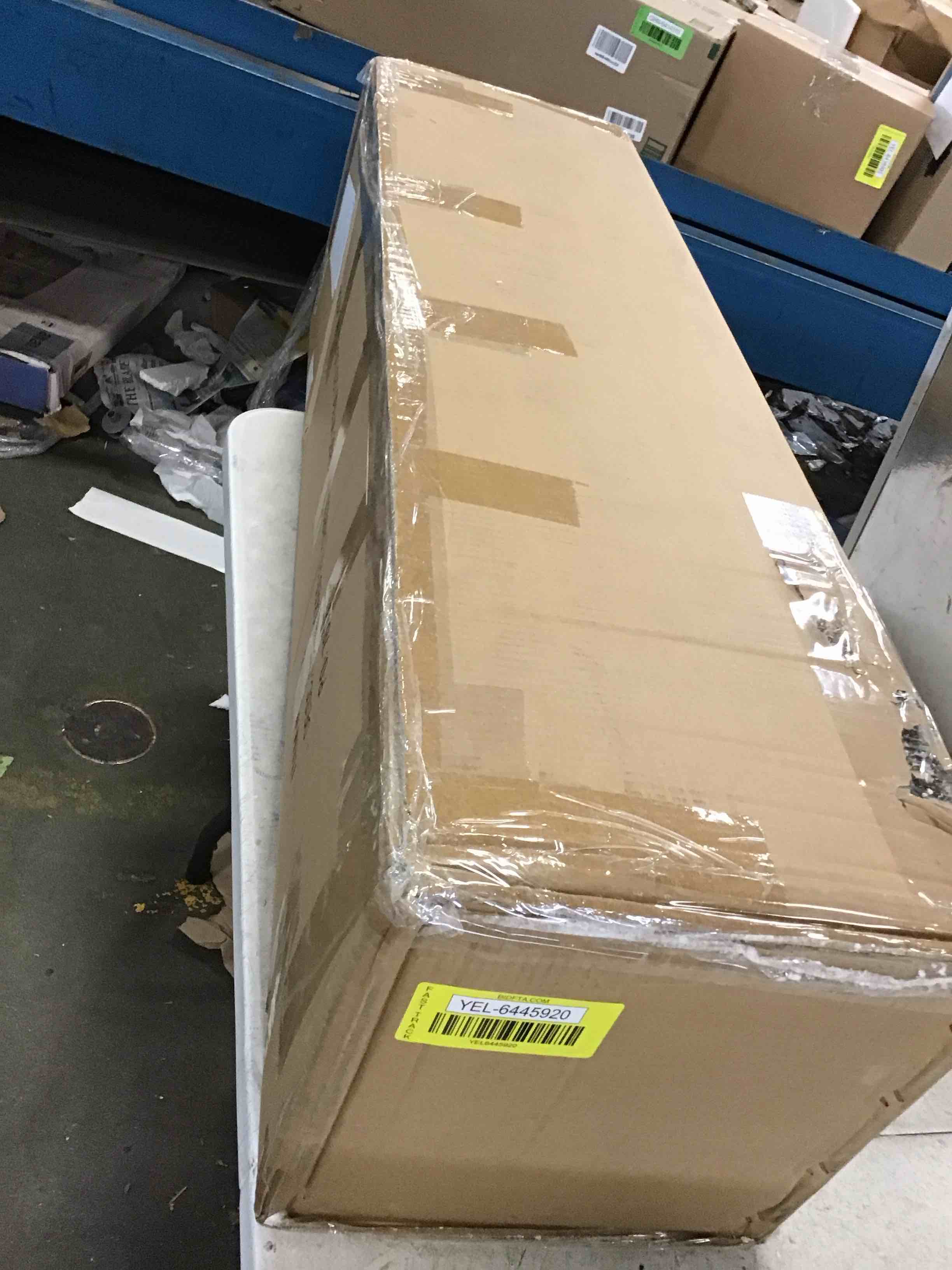 https://s3.amazonaws.com/lotting-images-prod/bidfta/YEL6445920_1718391453882.jpeg