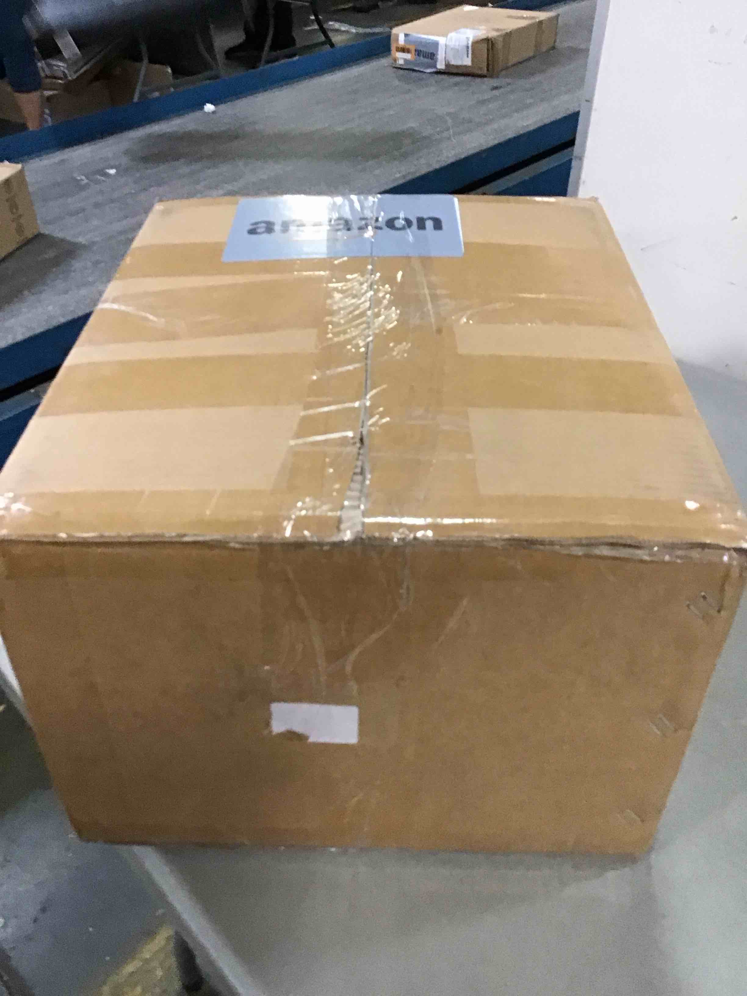 https://s3.amazonaws.com/lotting-images-prod/bidfta/YEL6445975_1717515638498.jpeg