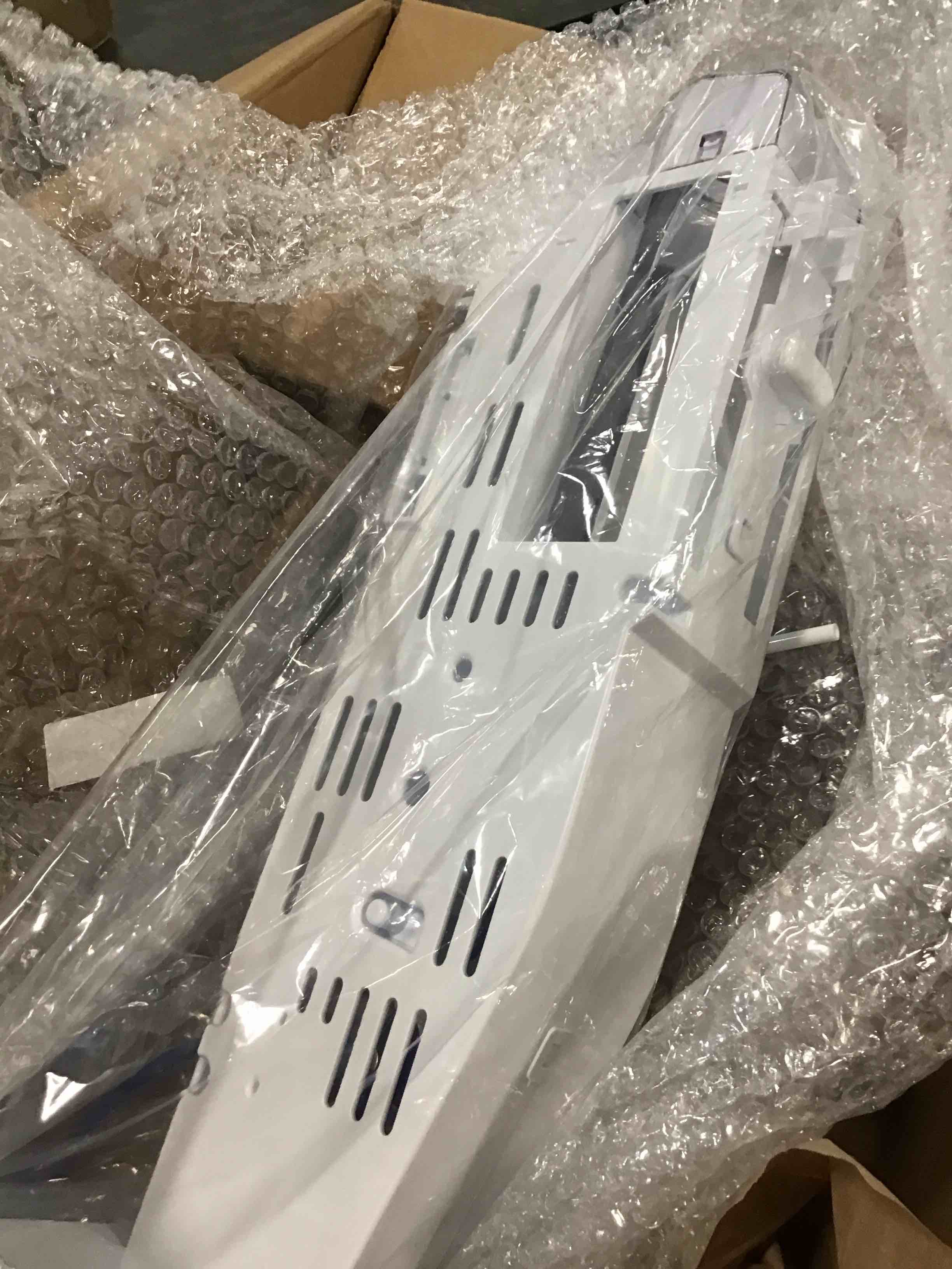 https://s3.amazonaws.com/lotting-images-prod/bidfta/YEL6446420_1717679182301.jpeg