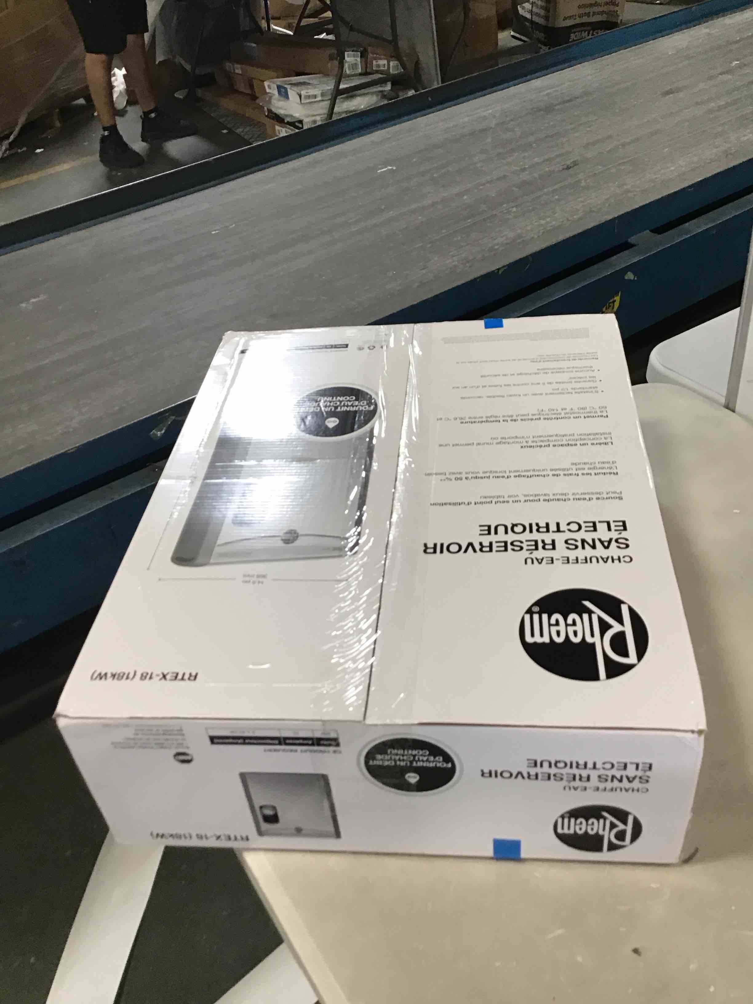 https://s3.amazonaws.com/lotting-images-prod/bidfta/YEL6446544_1717696916110.jpeg