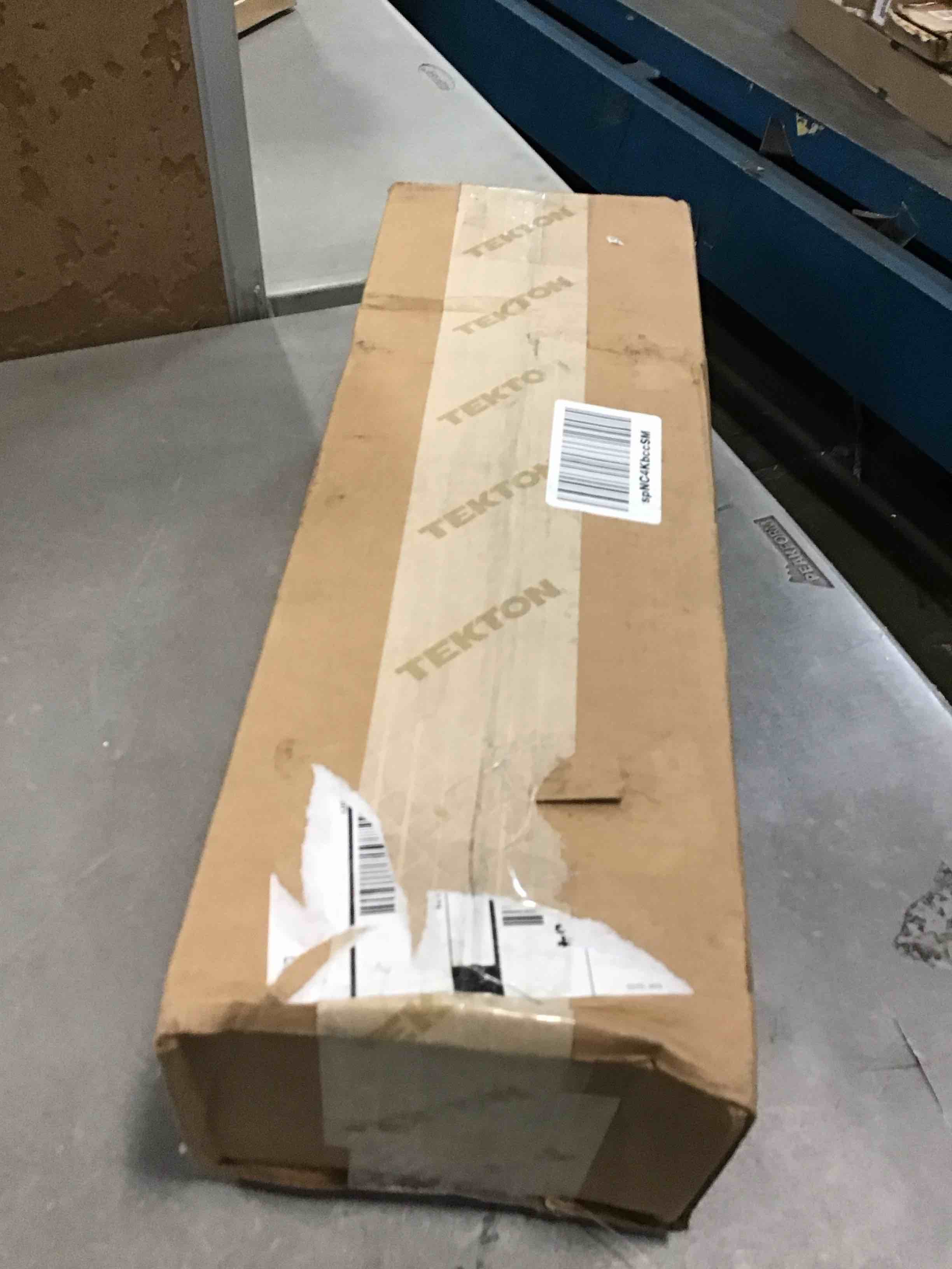 https://s3.amazonaws.com/lotting-images-prod/bidfta/YEL6446699_1717770665967.jpeg