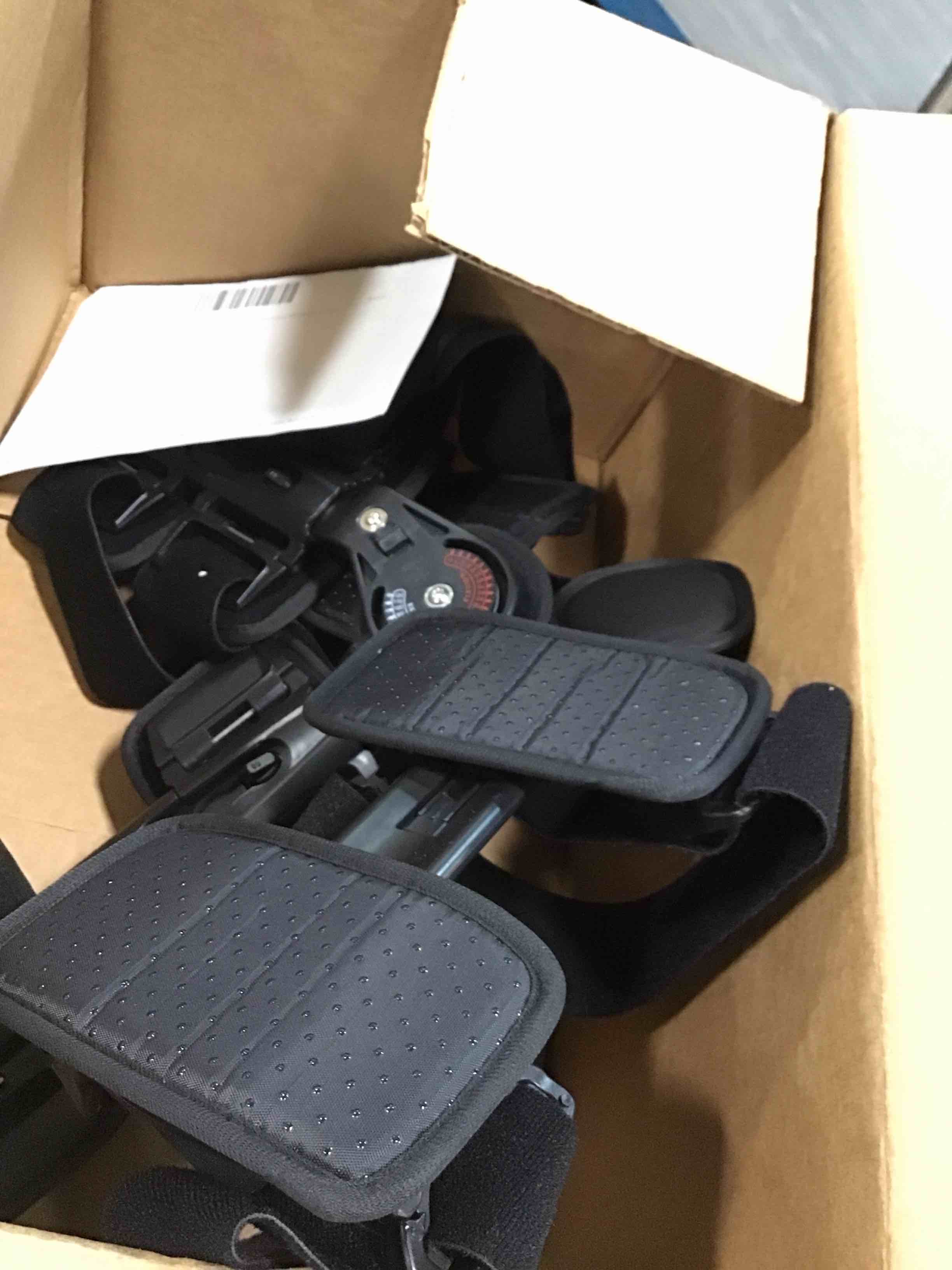 https://s3.amazonaws.com/lotting-images-prod/bidfta/YEL6446780_1717781946385.jpeg