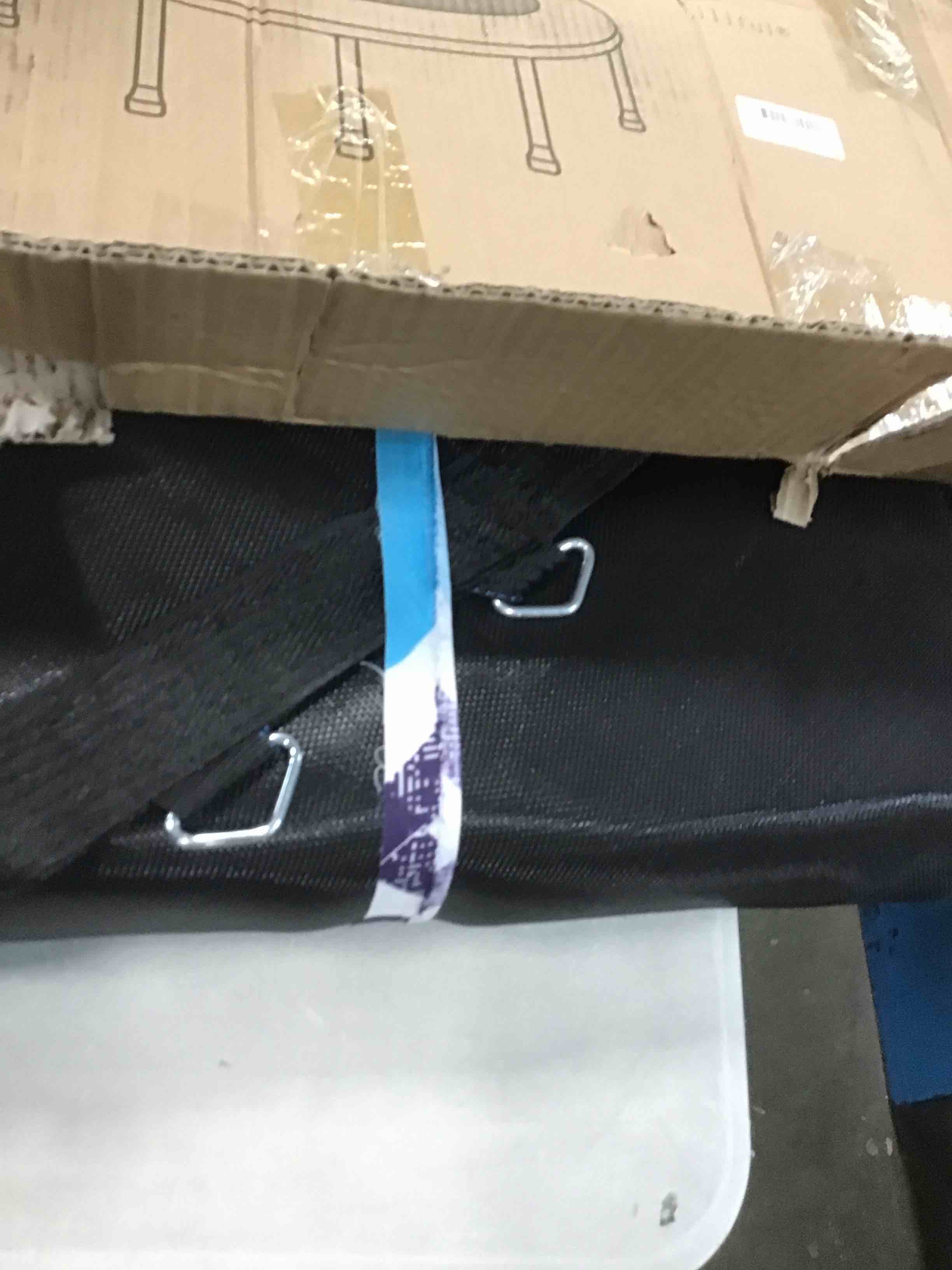 https://s3.amazonaws.com/lotting-images-prod/bidfta/YEL6447059_1718104261775.jpeg
