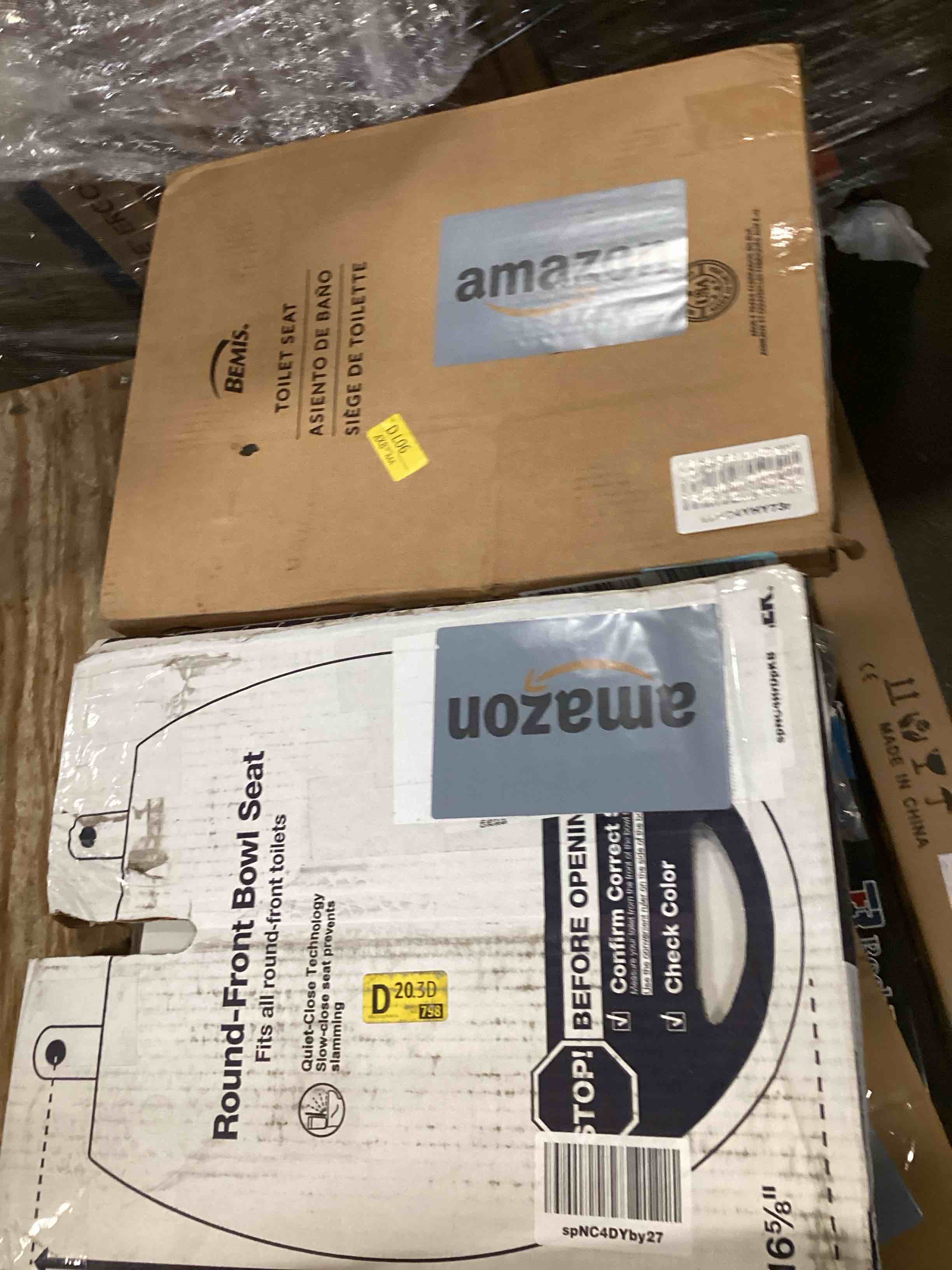 assorted toilet seats 