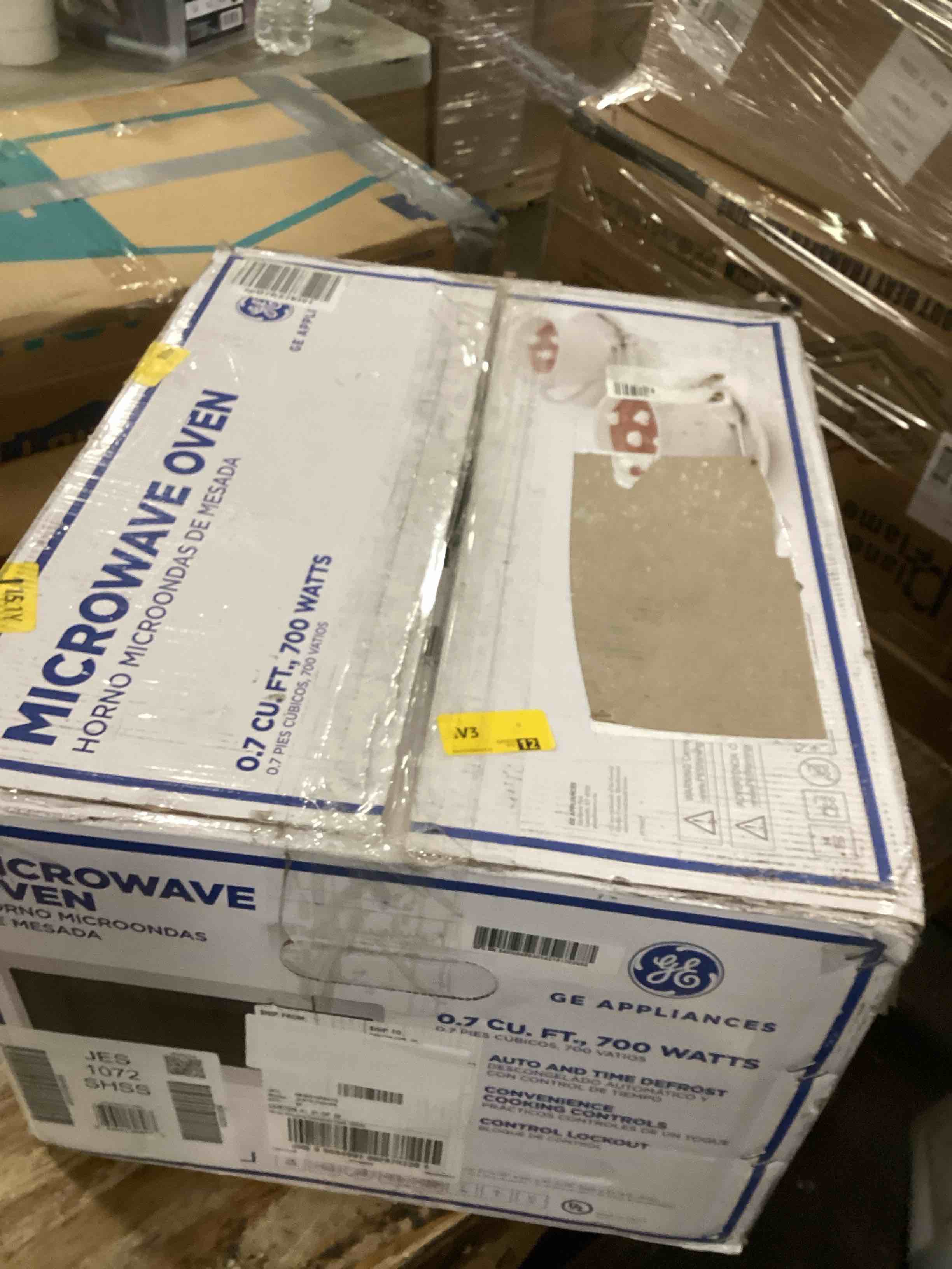 https://s3.amazonaws.com/lotting-images-prod/bidfta/YEL6448119_1717701480335.jpeg