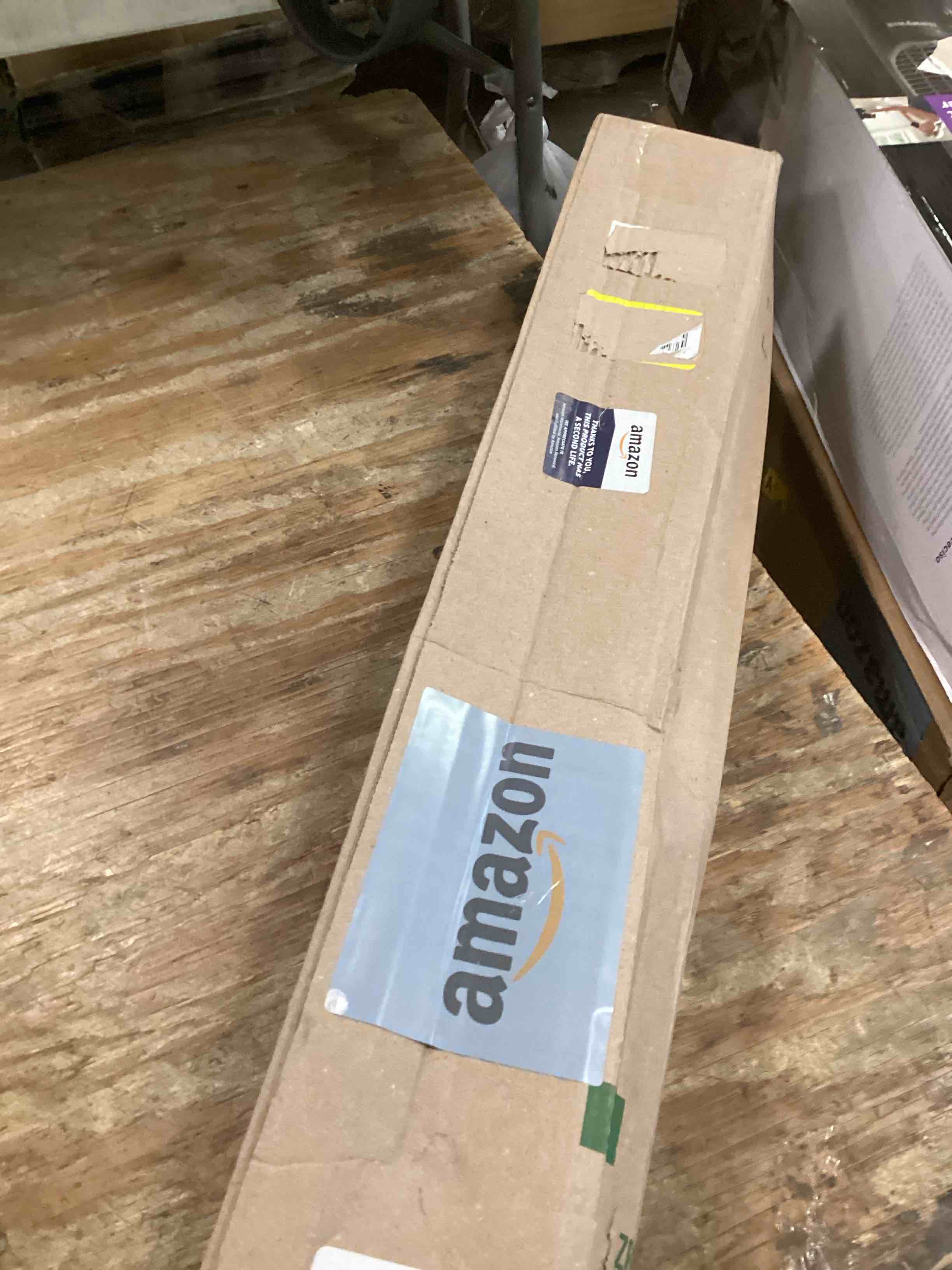 https://s3.amazonaws.com/lotting-images-prod/bidfta/YEL6448577_1718277977601.jpeg