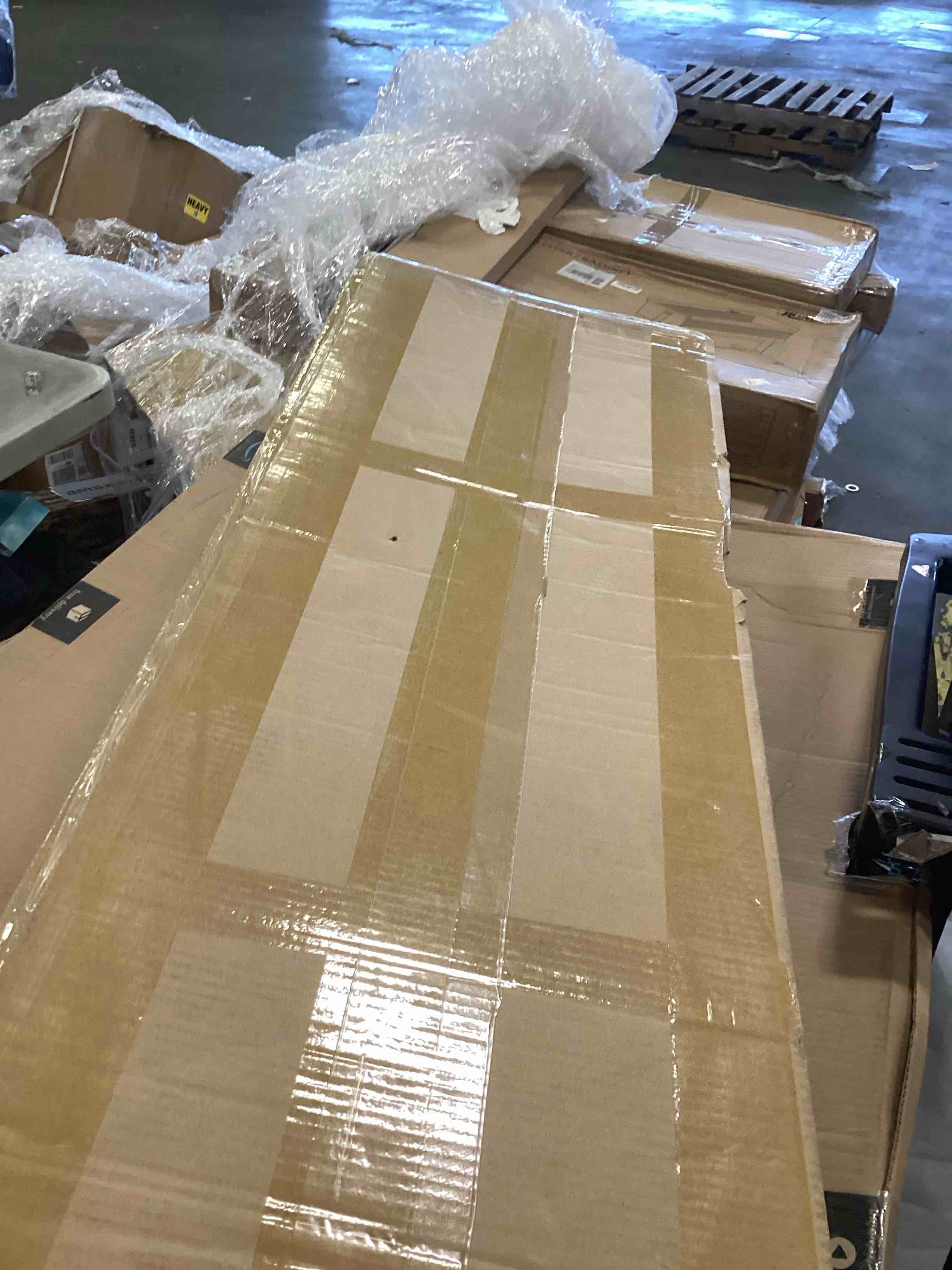 https://s3.amazonaws.com/lotting-images-prod/bidfta/YEL6448794_1718309257220.jpeg