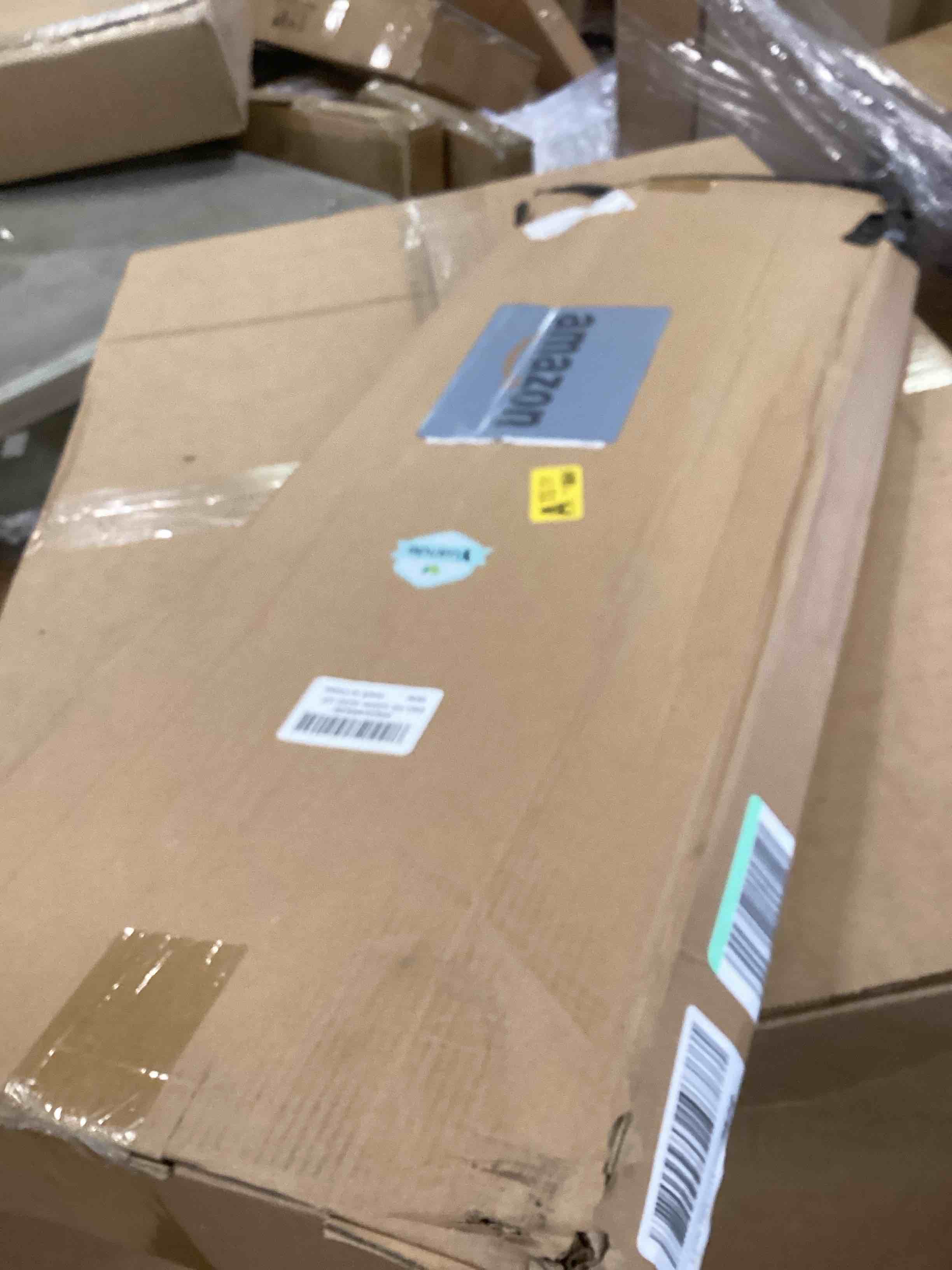 https://s3.amazonaws.com/lotting-images-prod/bidfta/YEL6448923_1718380641917.jpeg