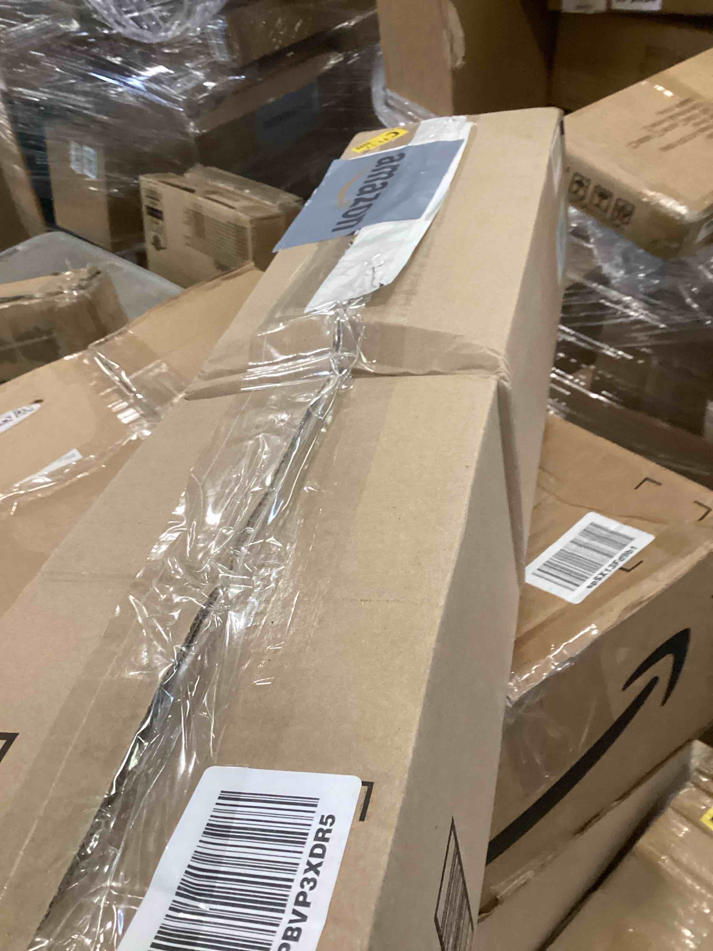 https://s3.amazonaws.com/lotting-images-prod/bidfta/YEL6448928_1718381399647.jpeg