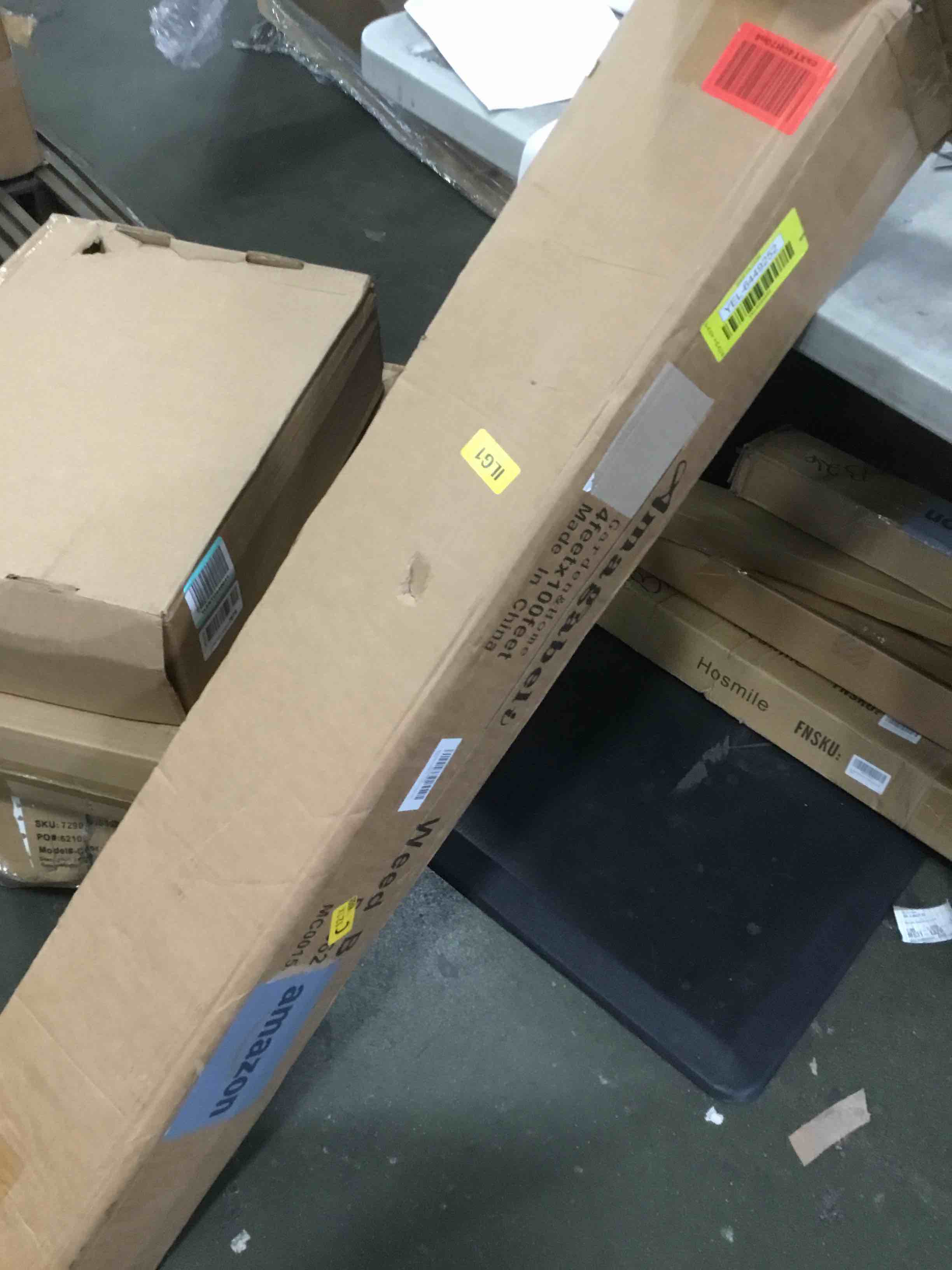 https://s3.amazonaws.com/lotting-images-prod/bidfta/YEL6449252_1717681111171.jpeg