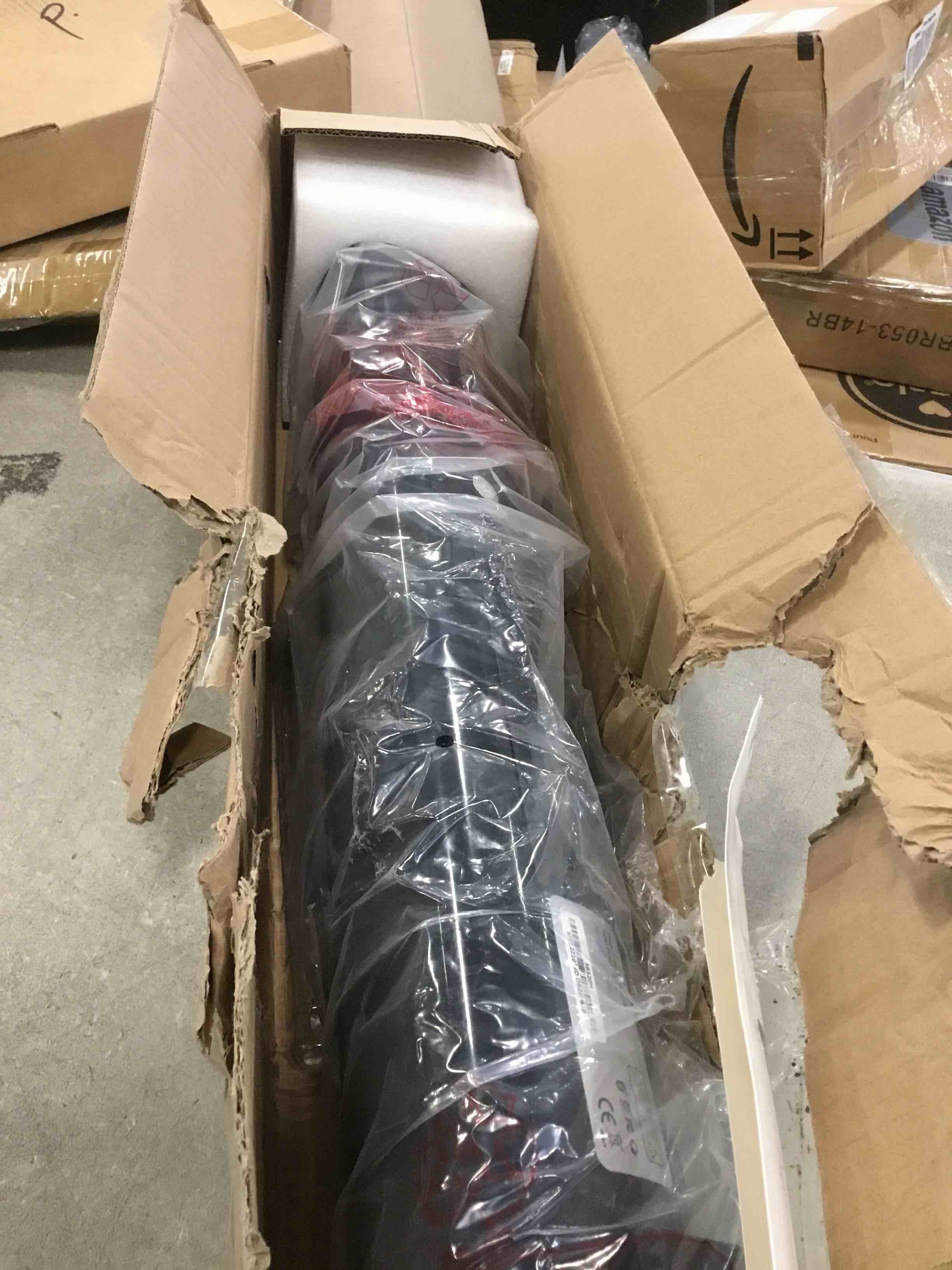 https://s3.amazonaws.com/lotting-images-prod/bidfta/YEL6449384_1717691741125.jpeg