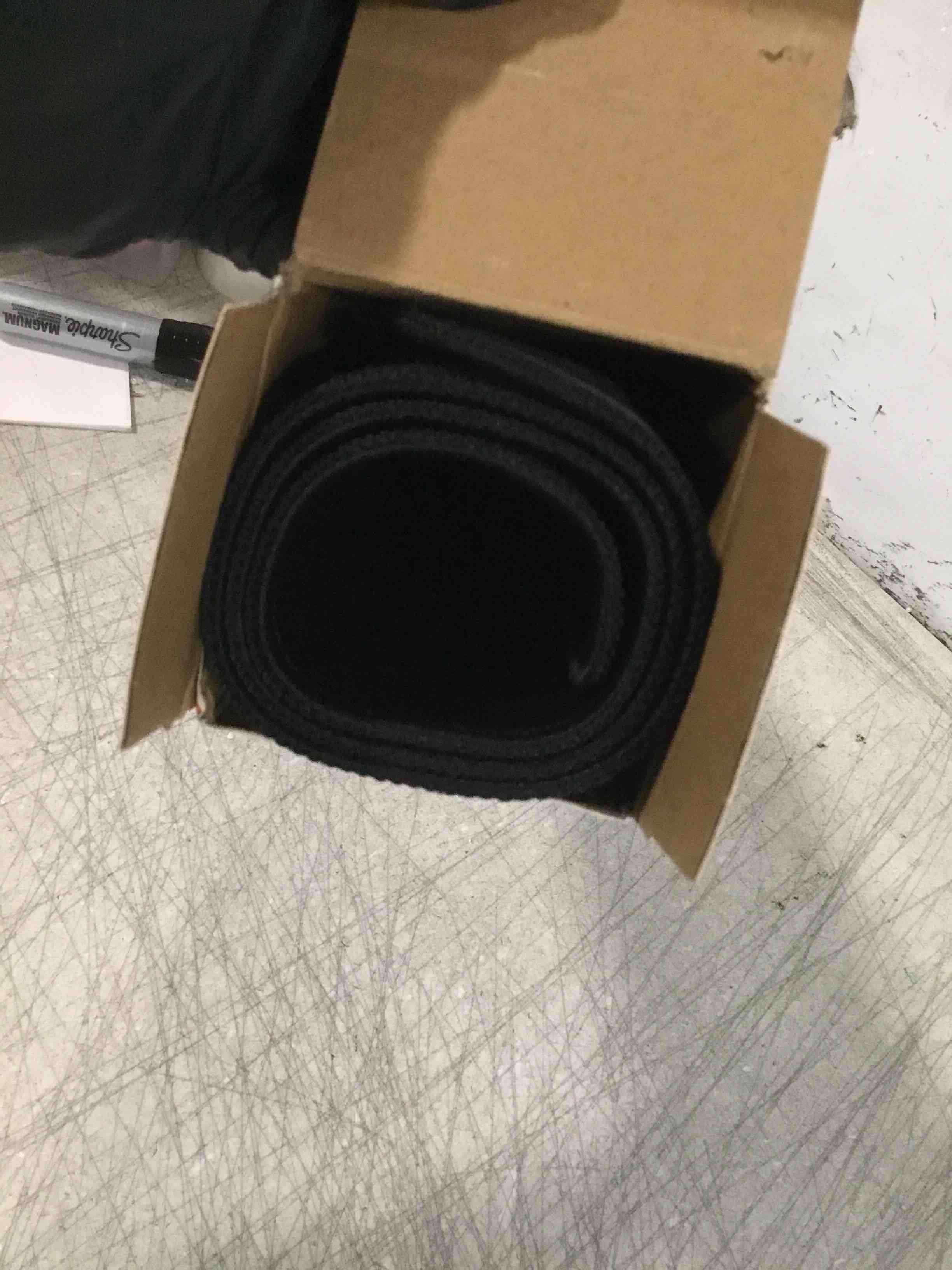 https://s3.amazonaws.com/lotting-images-prod/bidfta/YEL6449550_1717767324380.jpeg