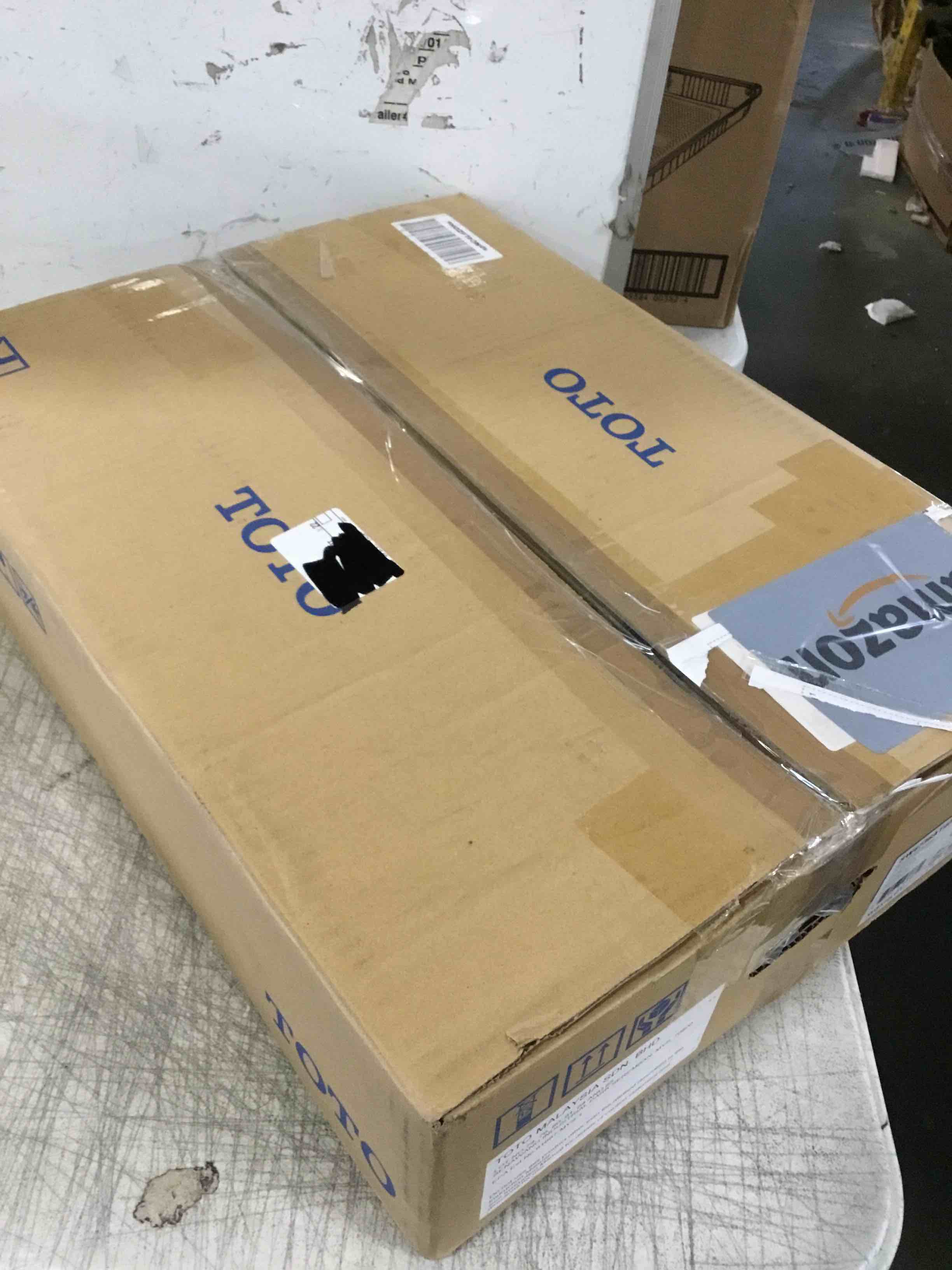 https://s3.amazonaws.com/lotting-images-prod/bidfta/YEL6449657_1717783280504.jpeg