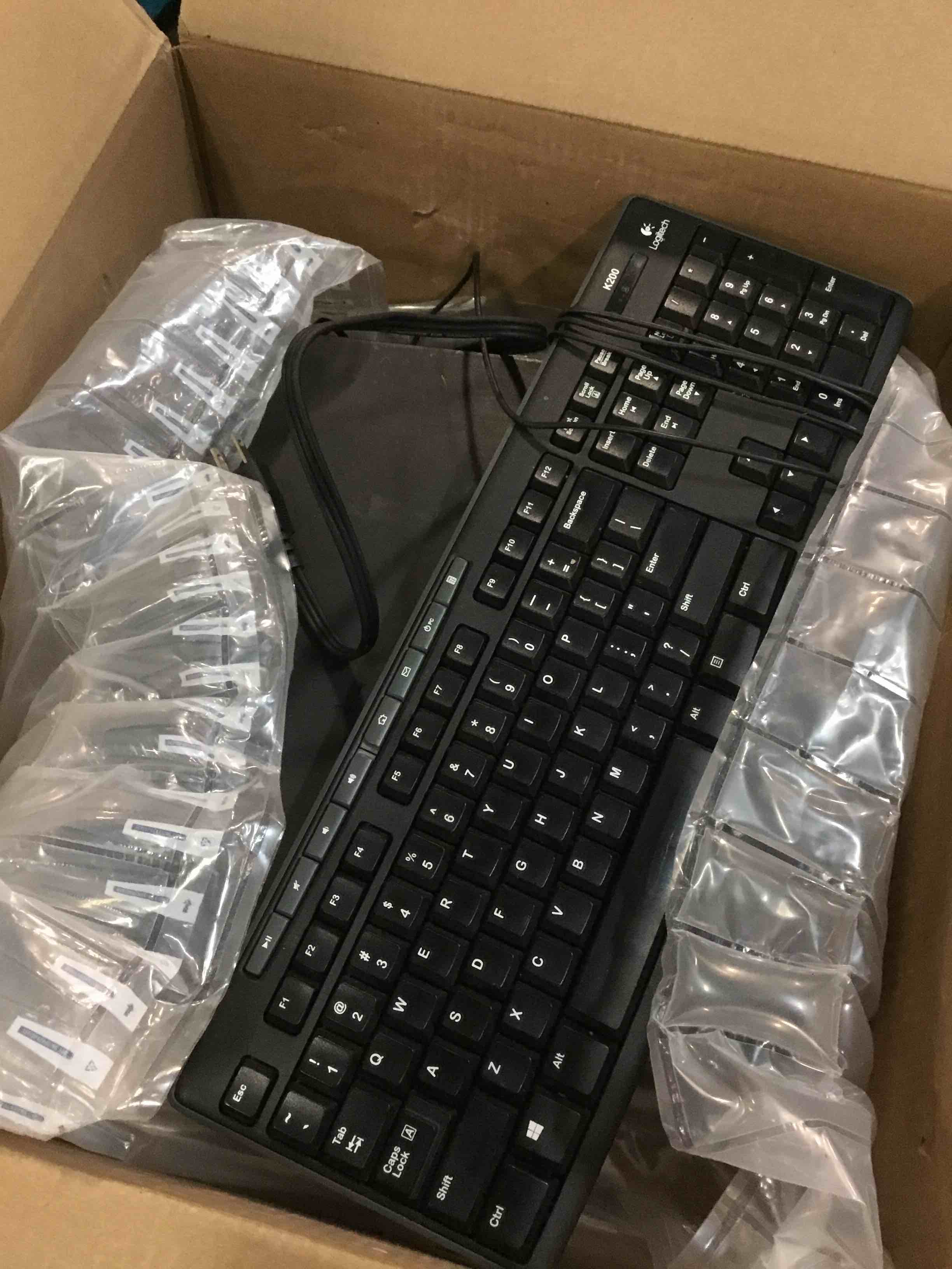 https://s3.amazonaws.com/lotting-images-prod/bidfta/YEL6449765_1718107560022.jpeg