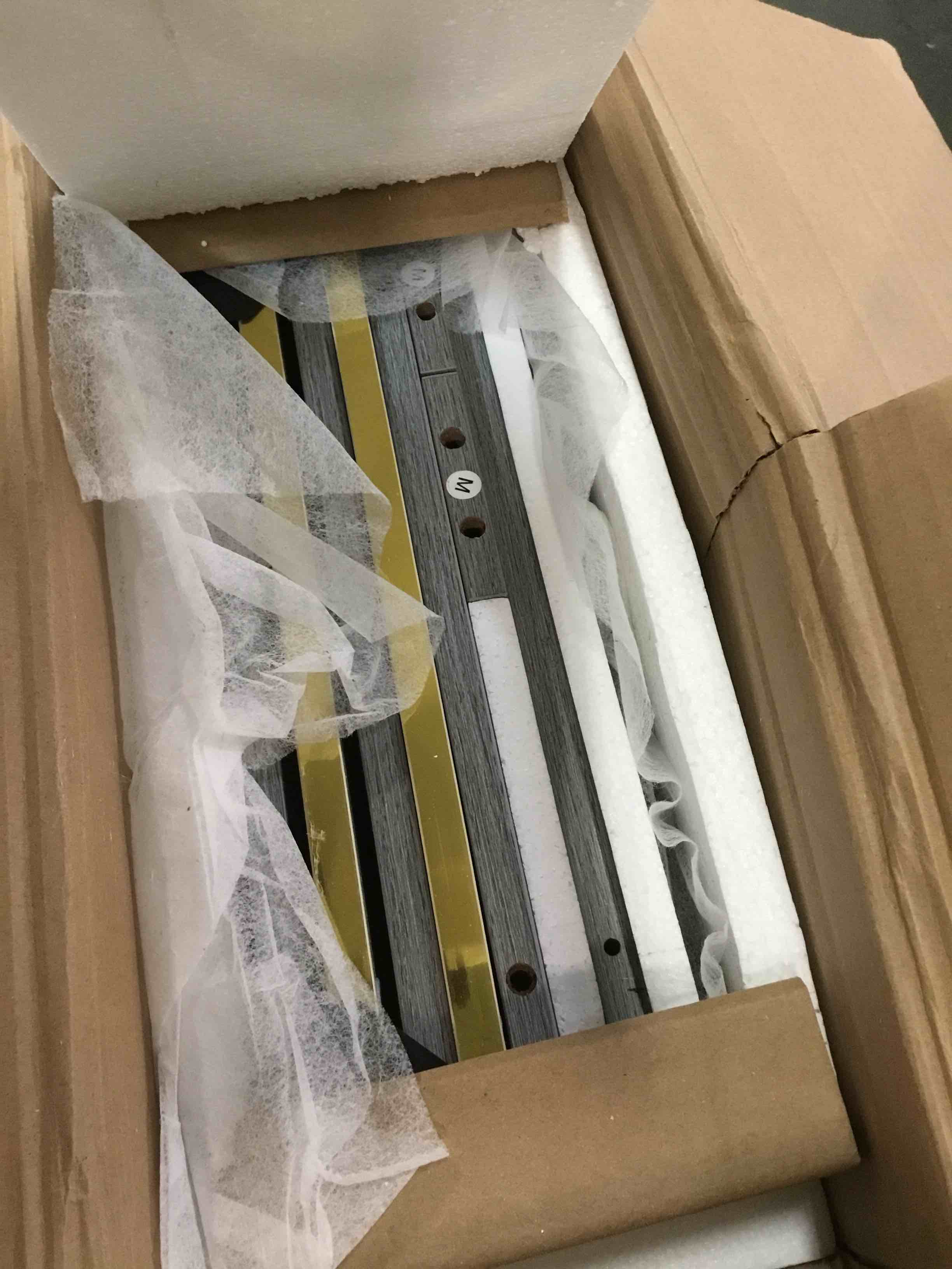 https://s3.amazonaws.com/lotting-images-prod/bidfta/YEL6449945_1718133553226.jpeg