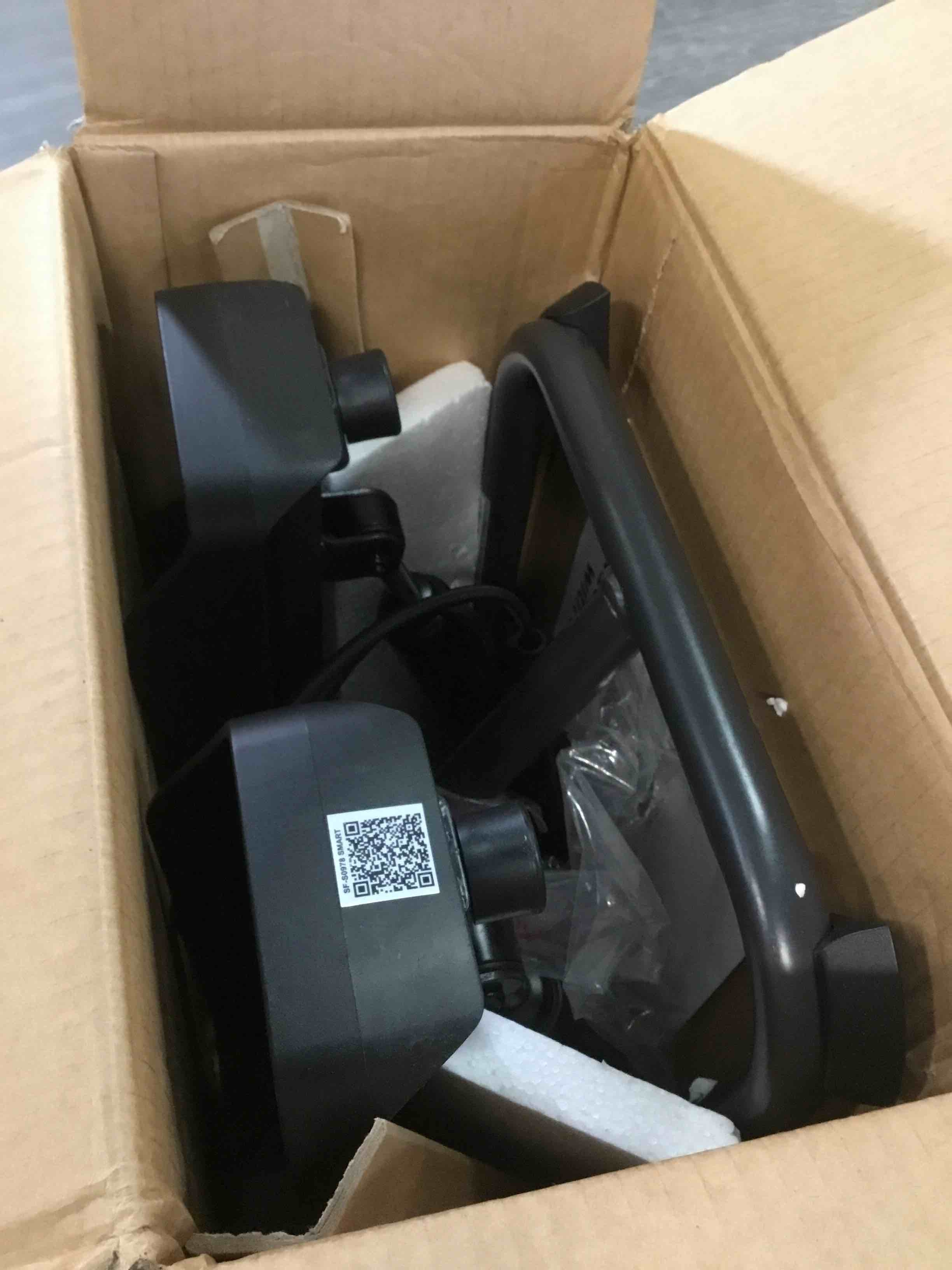https://s3.amazonaws.com/lotting-images-prod/bidfta/YEL6450424_1718302790100.jpeg