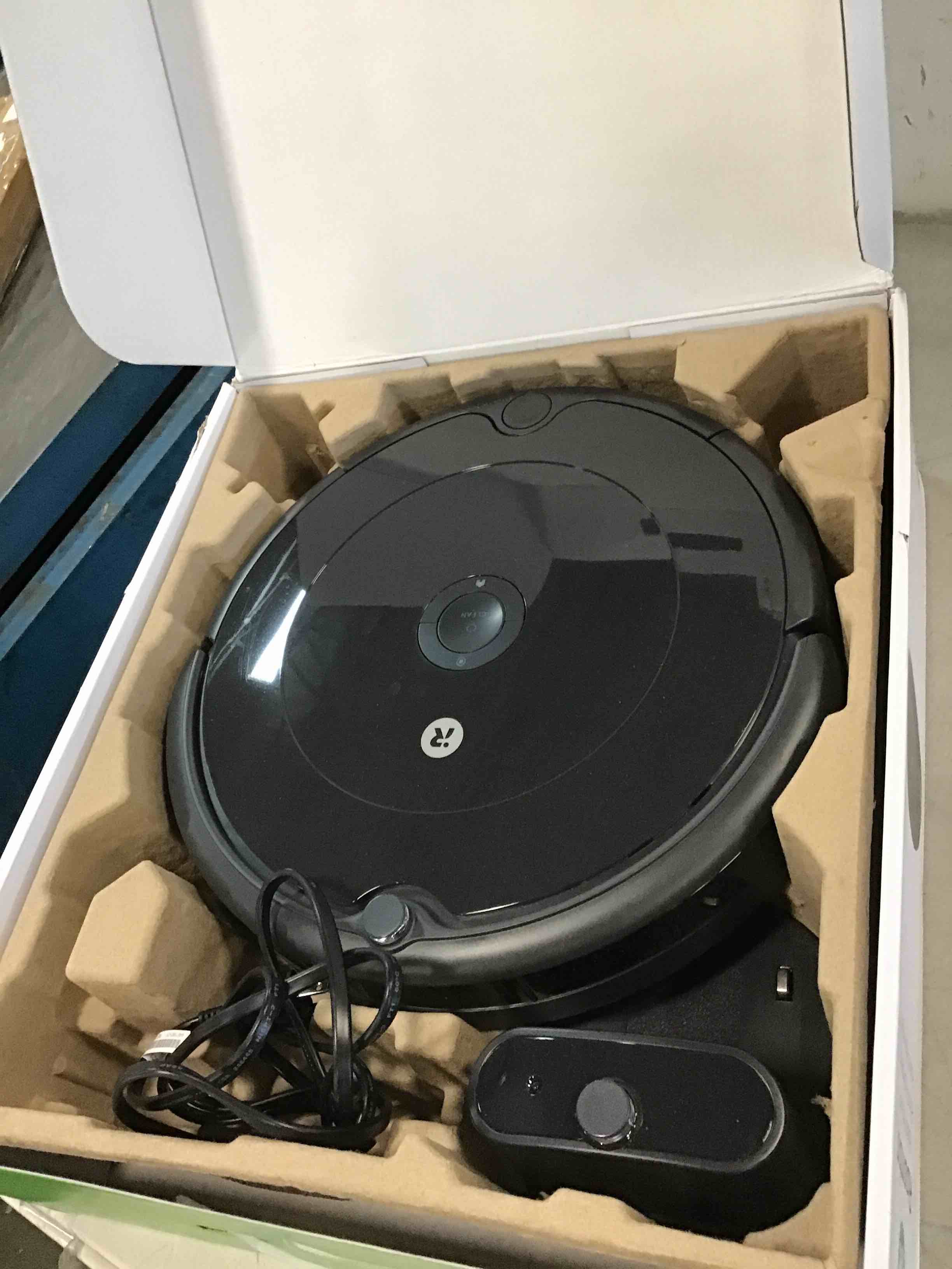 https://s3.amazonaws.com/lotting-images-prod/bidfta/YEL6451096_1717760270757.jpeg