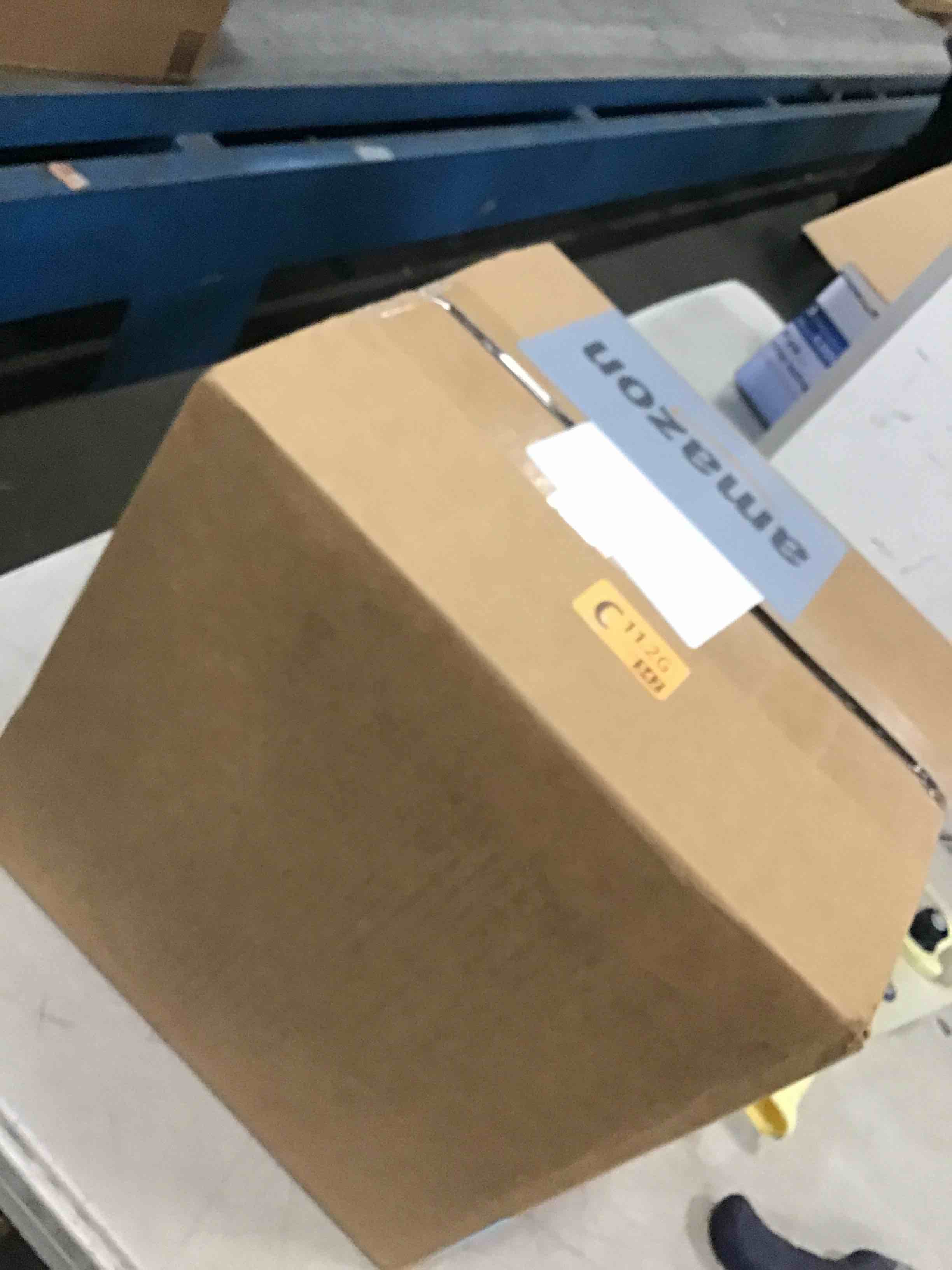 https://s3.amazonaws.com/lotting-images-prod/bidfta/YEL6451245_1717770204745.jpeg