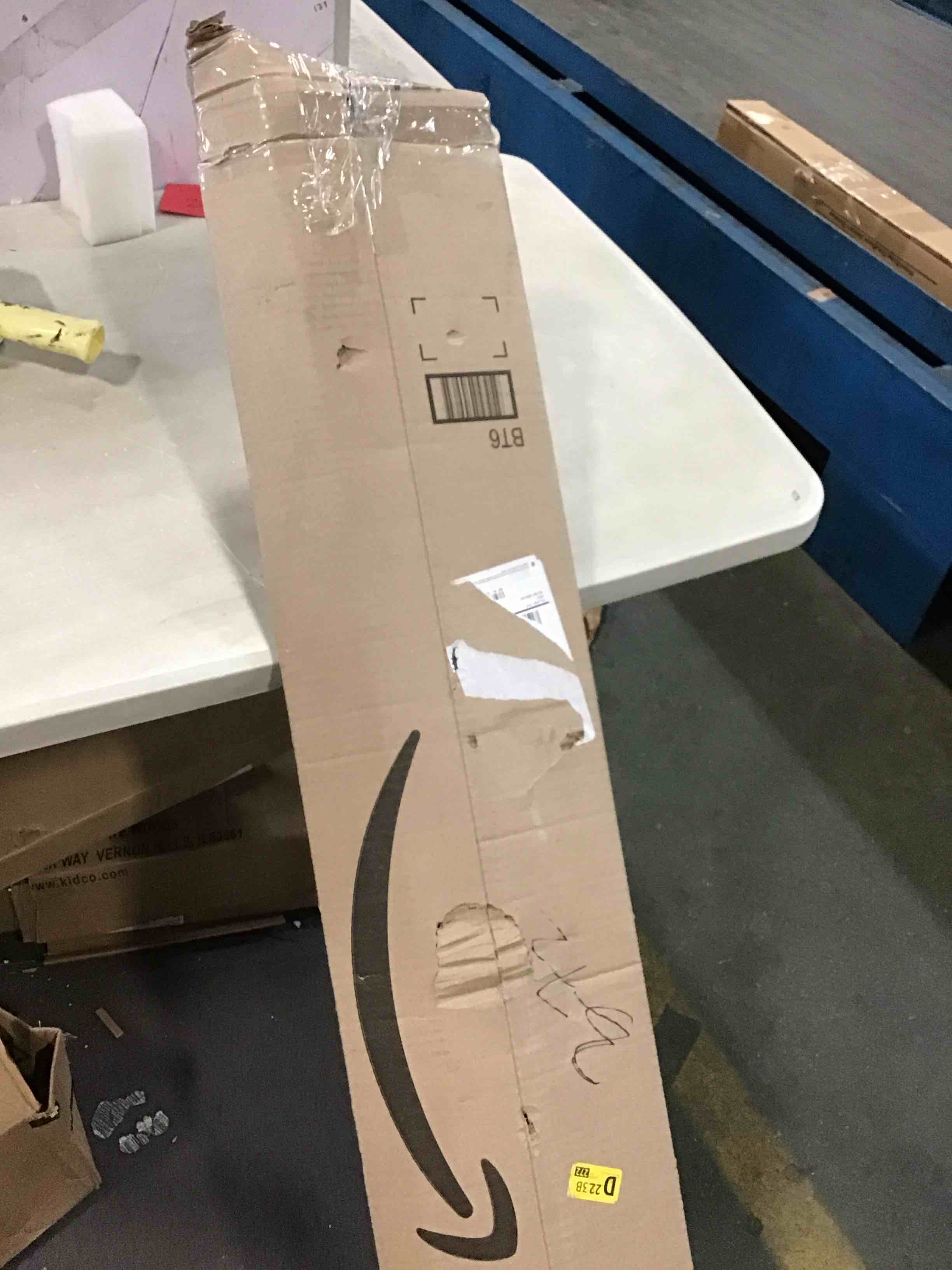https://s3.amazonaws.com/lotting-images-prod/bidfta/YEL6463960_1717613369851.jpeg