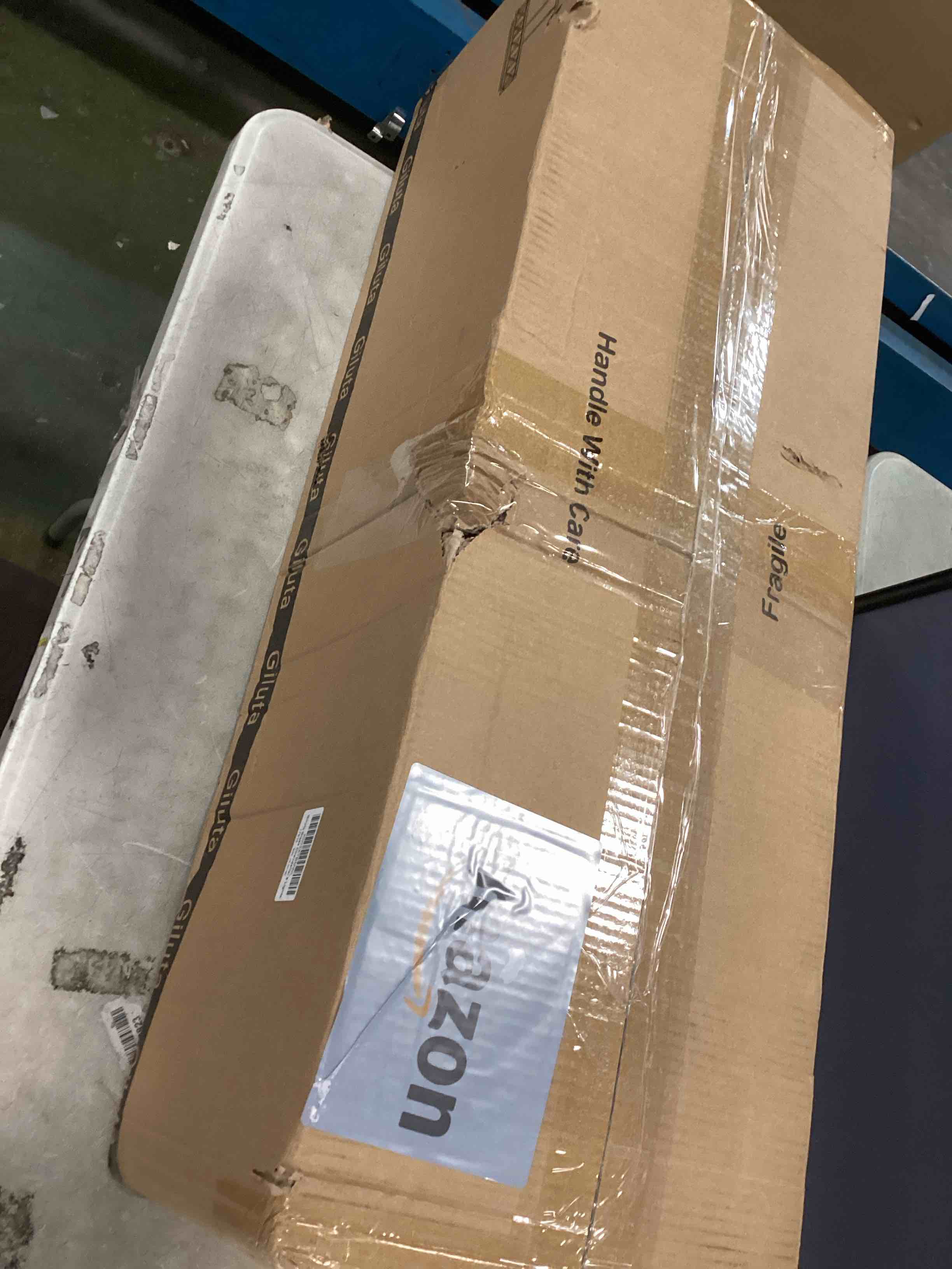 https://s3.amazonaws.com/lotting-images-prod/bidfta/YEL6464122_1717760302713.jpeg
