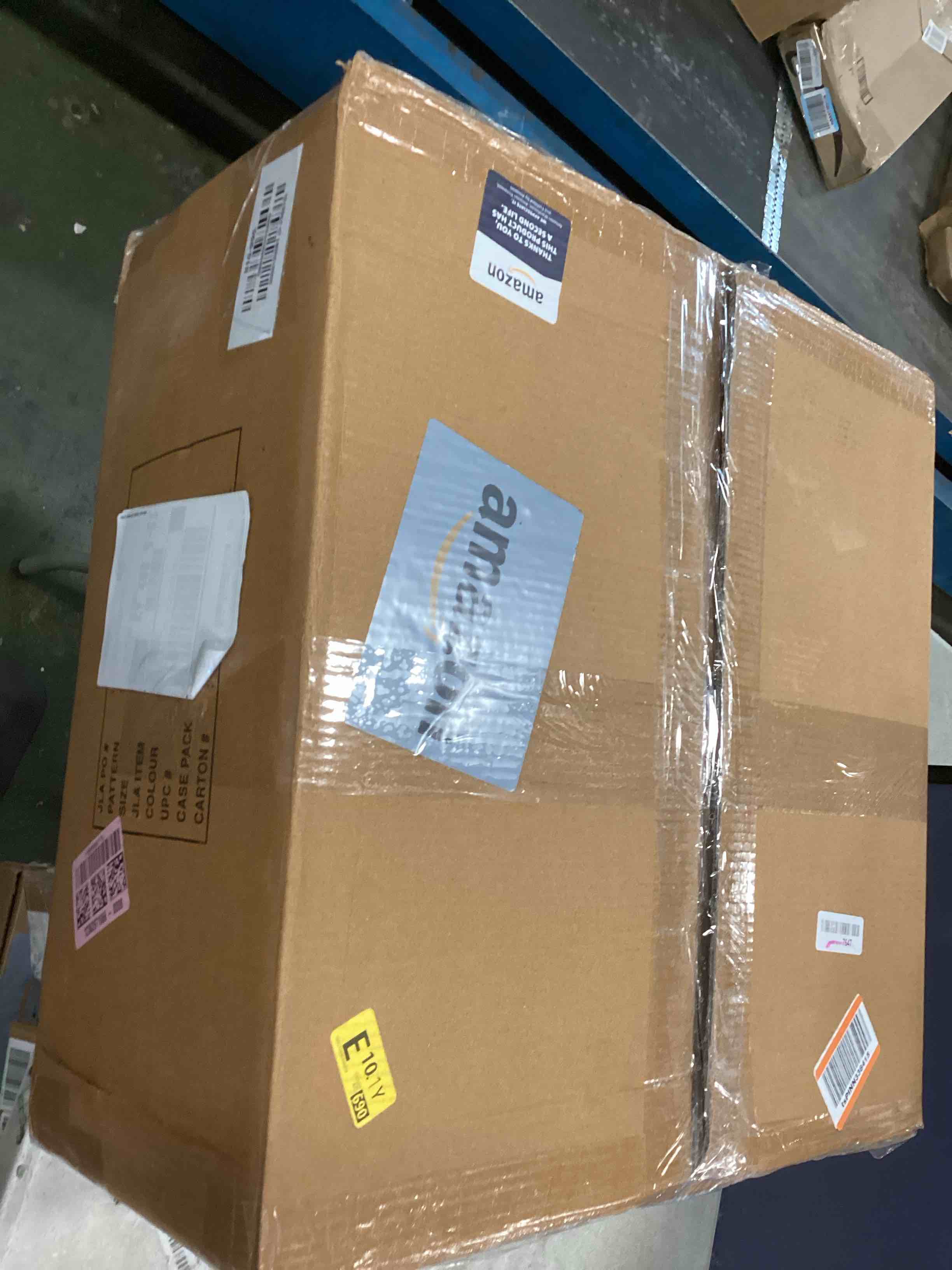 https://s3.amazonaws.com/lotting-images-prod/bidfta/YEL6464183_1717767287402.jpeg