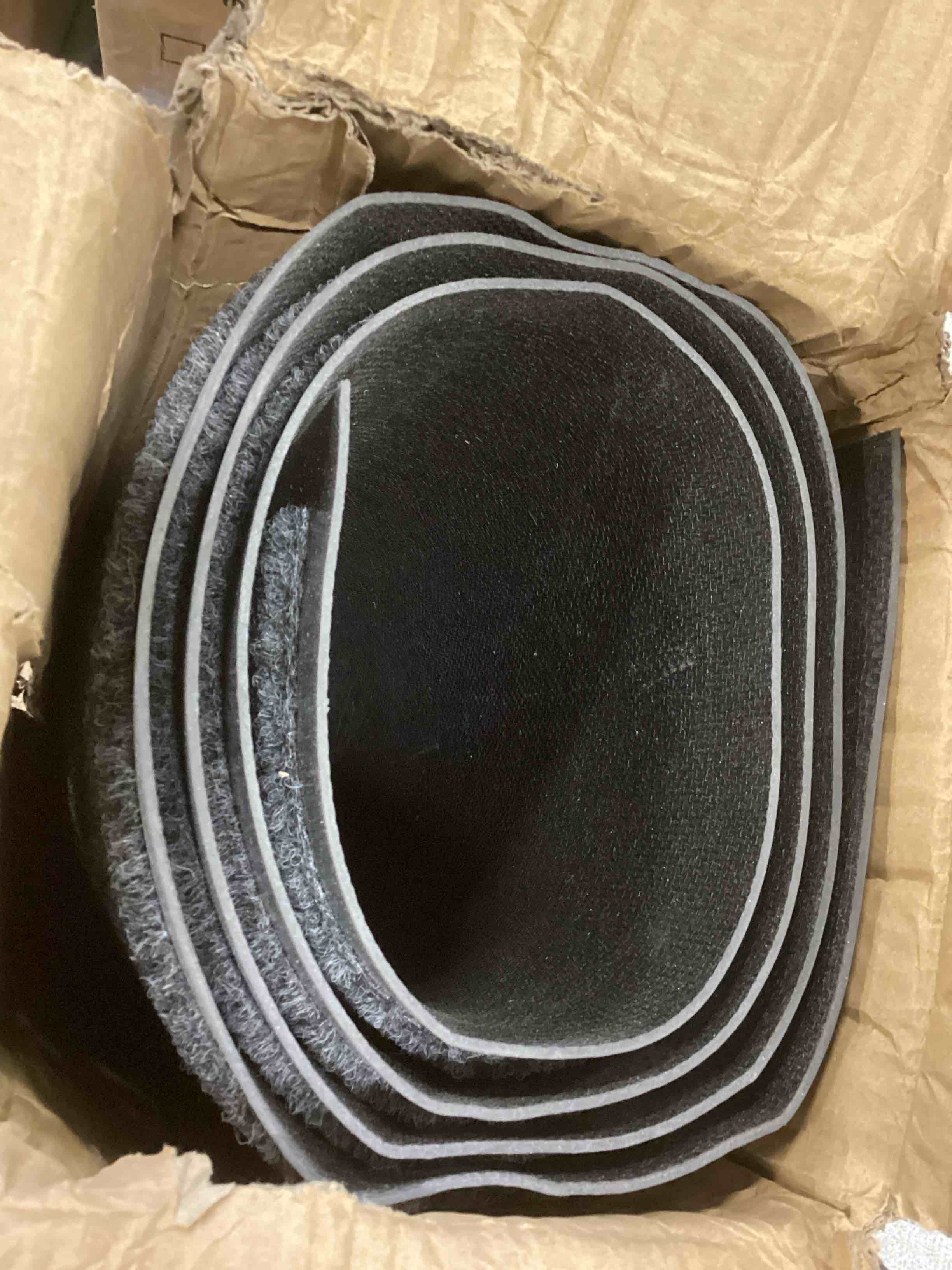 https://s3.amazonaws.com/lotting-images-prod/bidfta/YEL6464617_1718030052990.jpeg