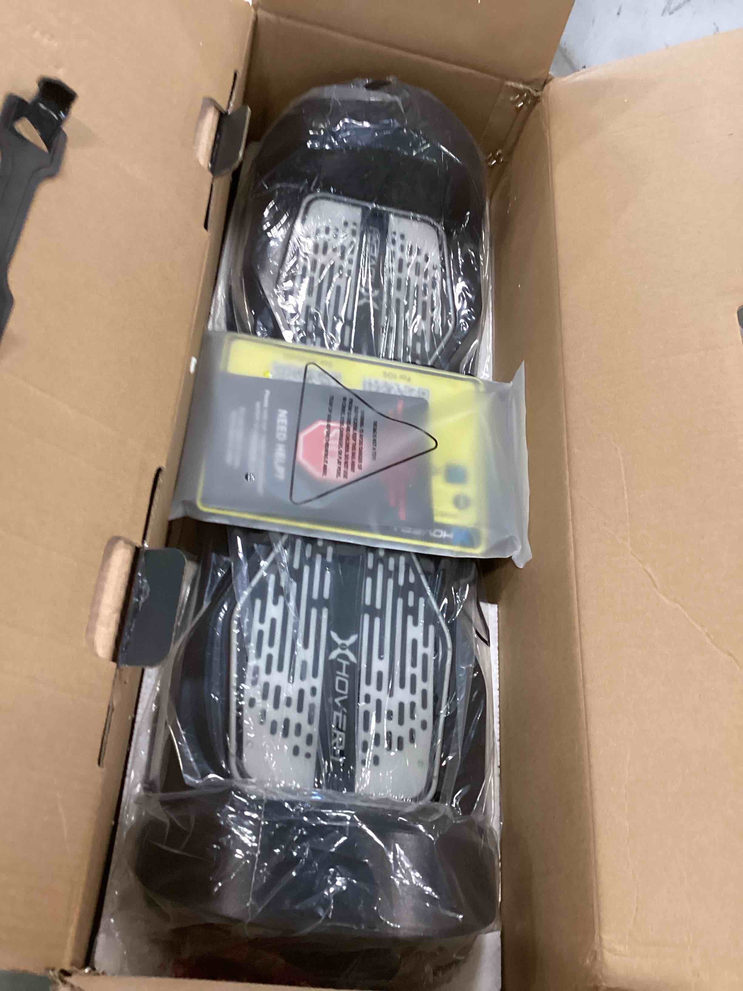 https://s3.amazonaws.com/lotting-images-prod/bidfta/YEL6465273_1718214608115.jpeg