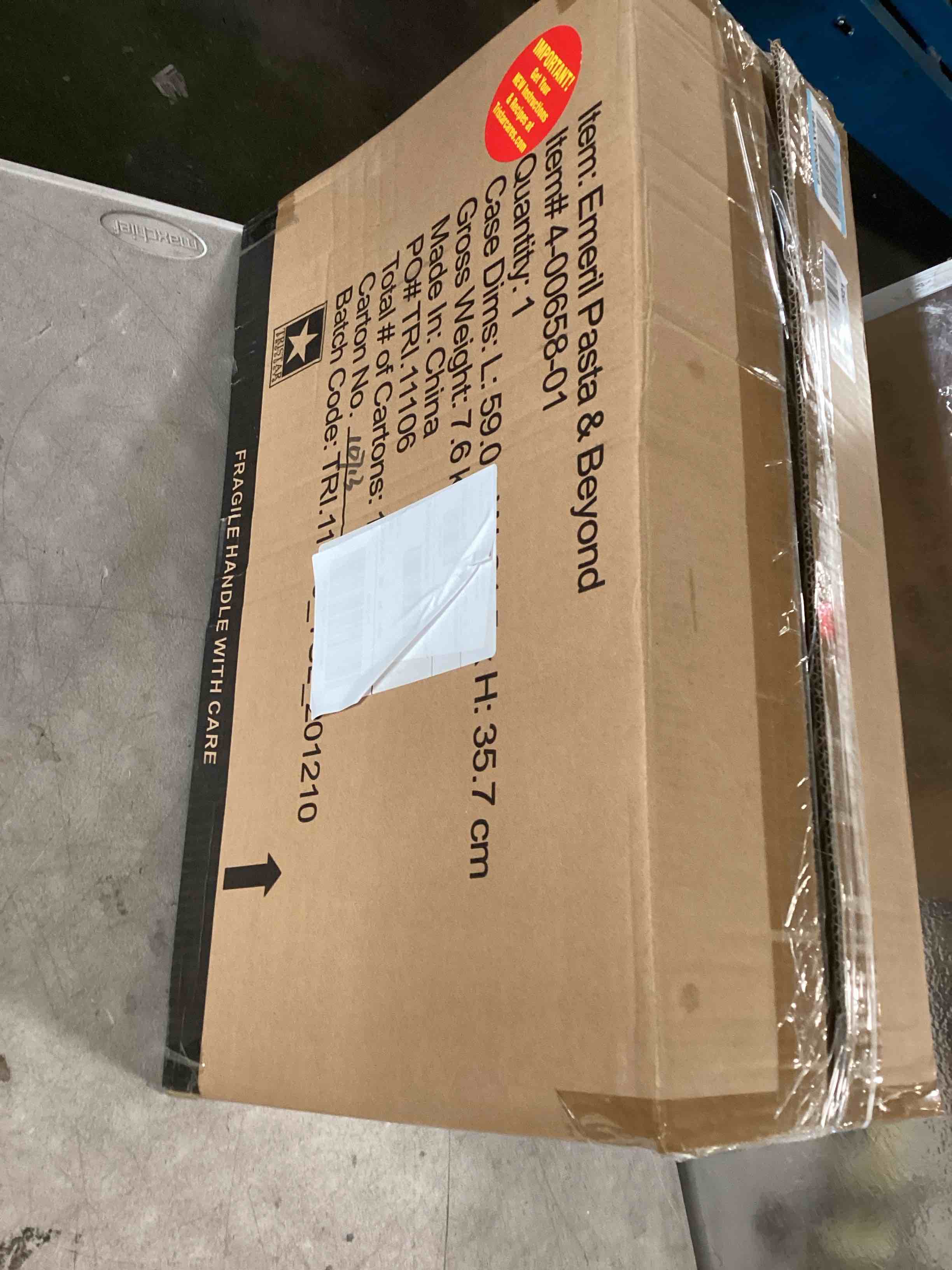 https://s3.amazonaws.com/lotting-images-prod/bidfta/YEL6467026_1717760087803.jpeg