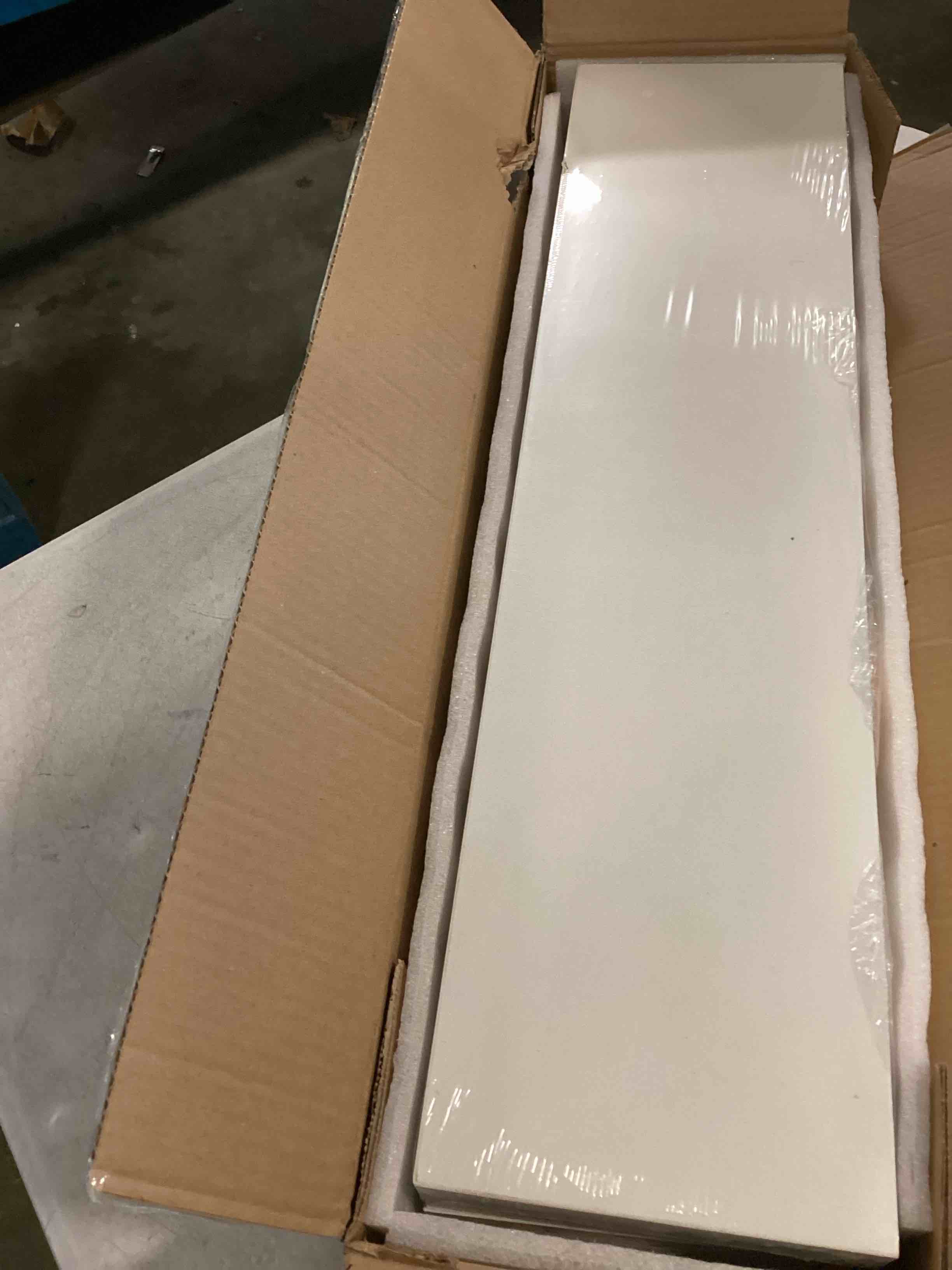 https://s3.amazonaws.com/lotting-images-prod/bidfta/YEL6467145_1717775171398.jpeg