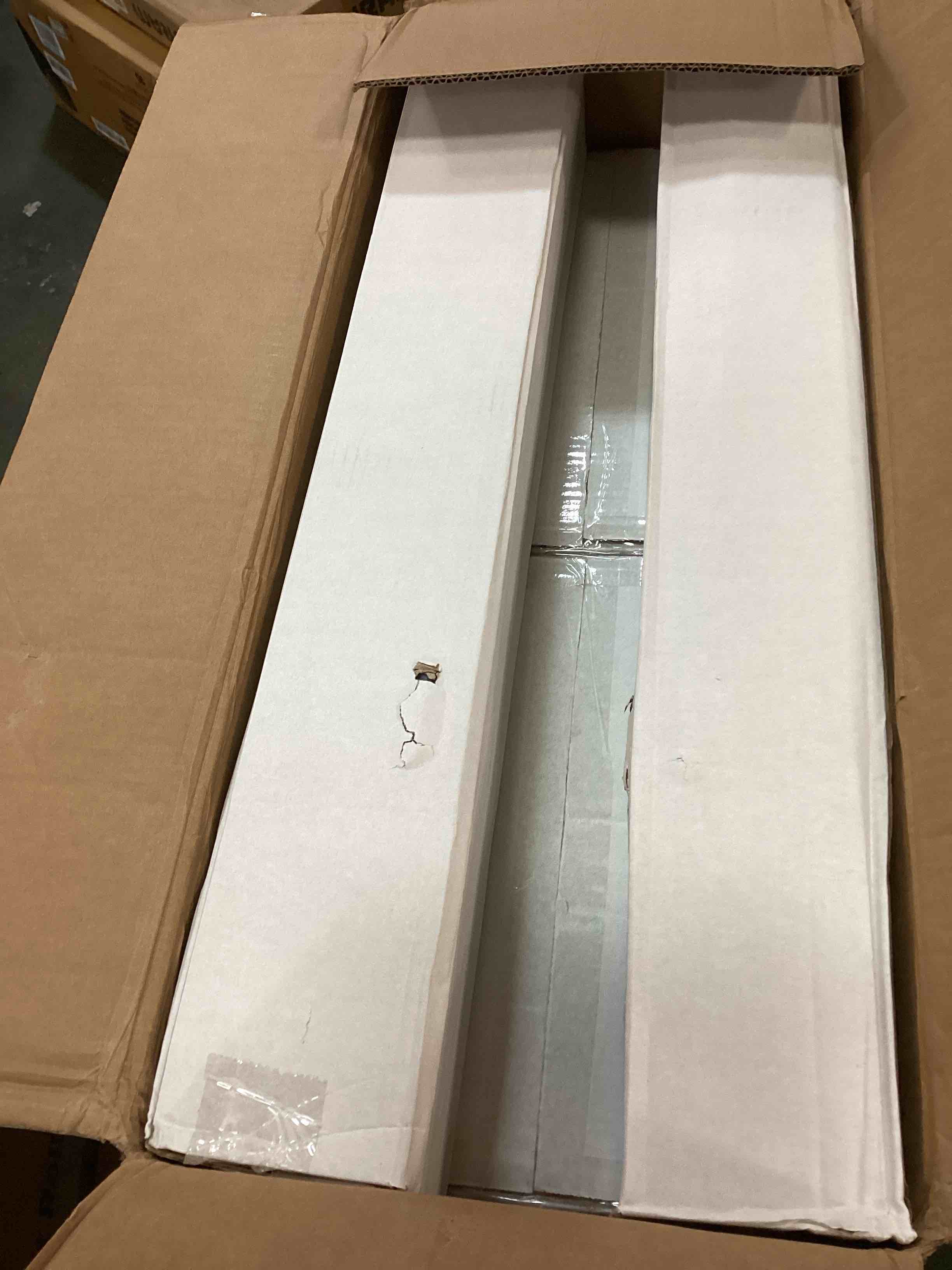 https://s3.amazonaws.com/lotting-images-prod/bidfta/YEL6467628_1718110313509.jpeg