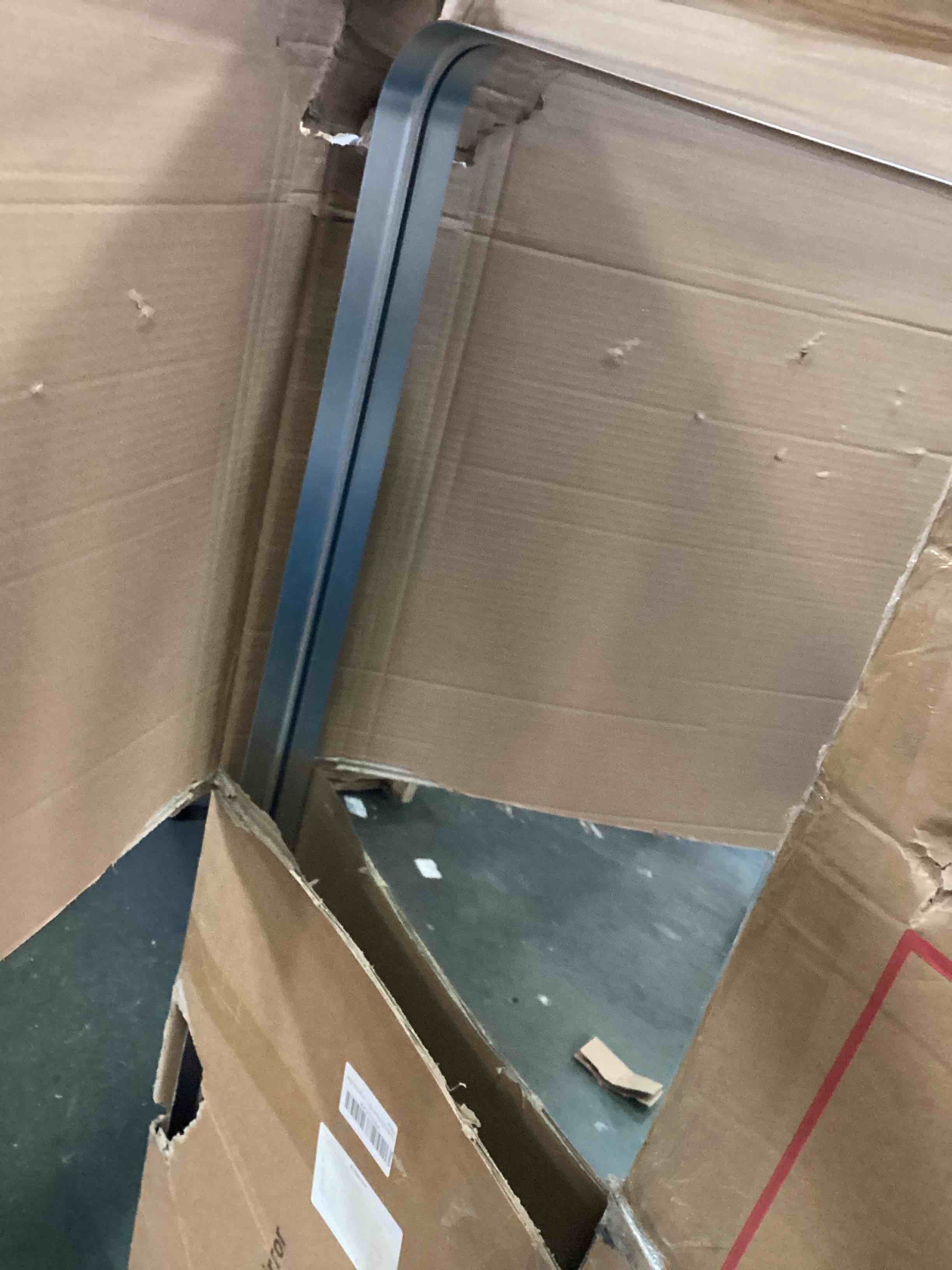 https://s3.amazonaws.com/lotting-images-prod/bidfta/YEL6467684_1718117876201.jpeg