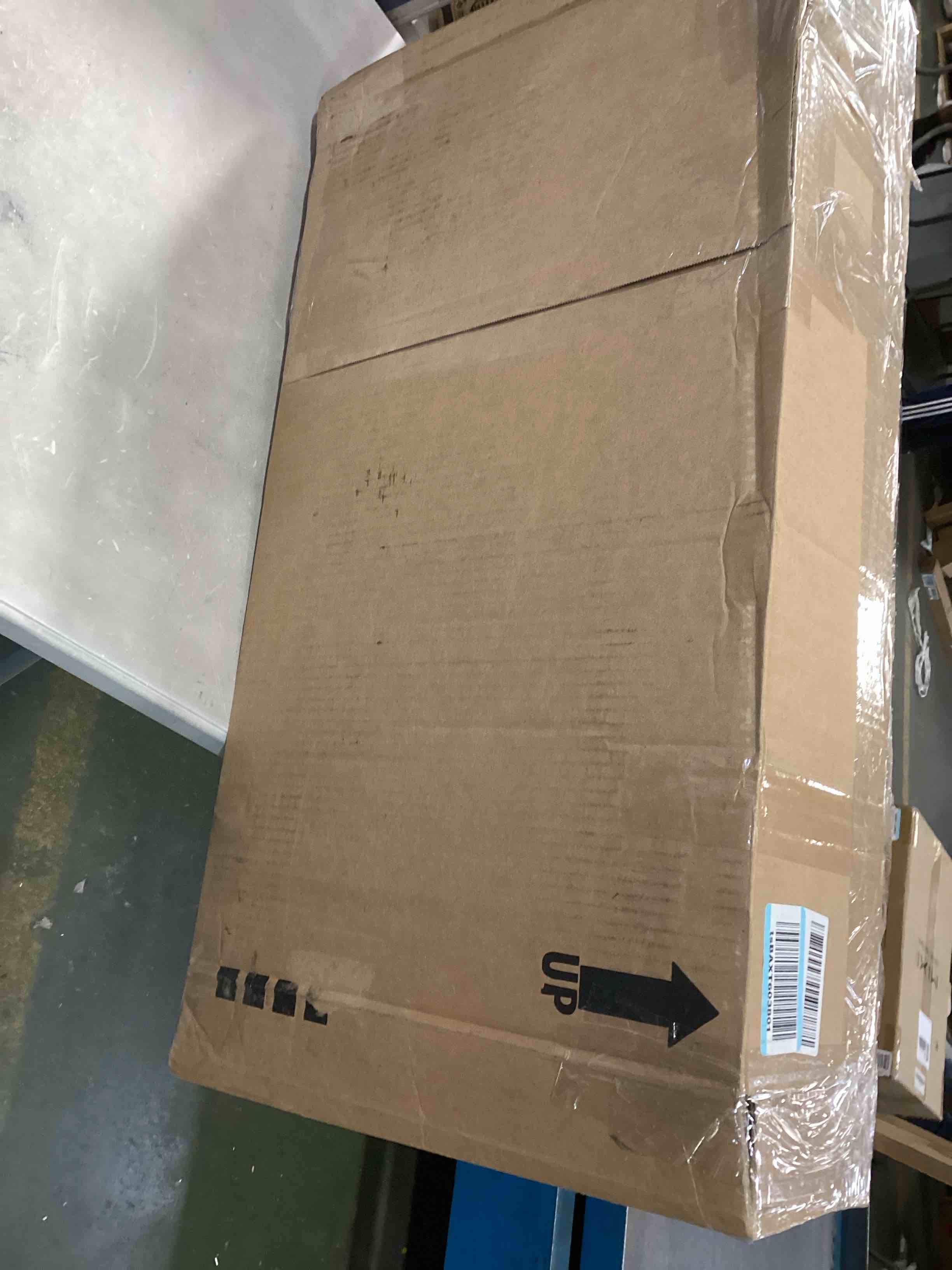 https://s3.amazonaws.com/lotting-images-prod/bidfta/YEL6468239_1718286443139.jpeg