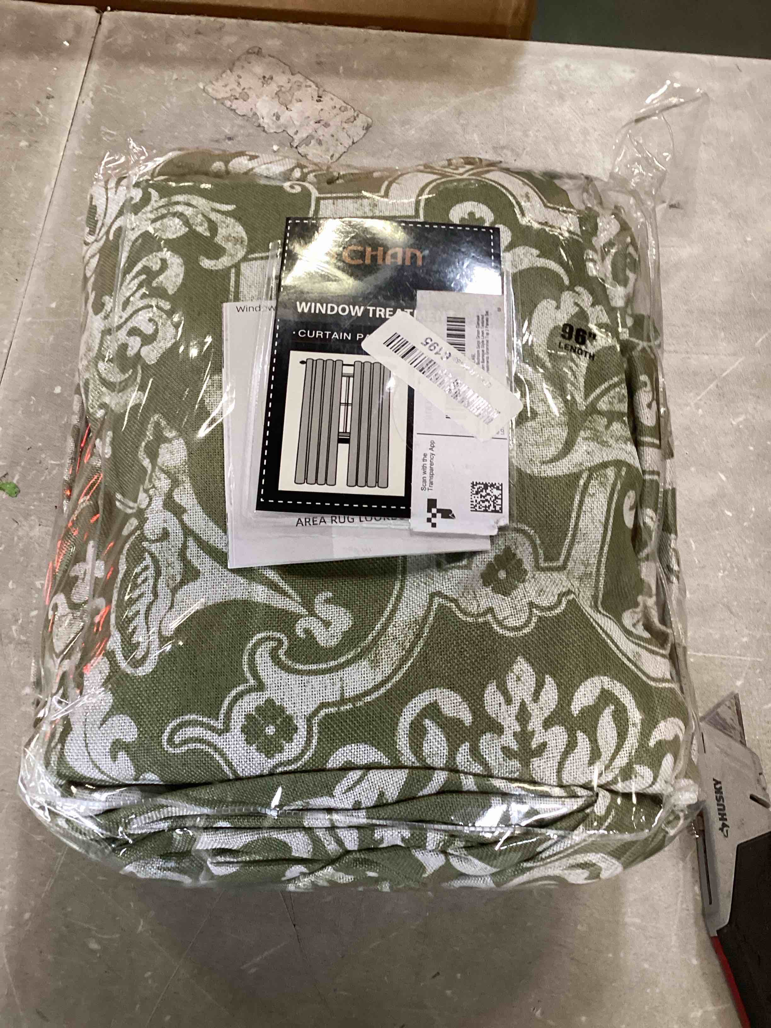 https://s3.amazonaws.com/lotting-images-prod/bidfta/YEL6468486_1717601738252.jpeg