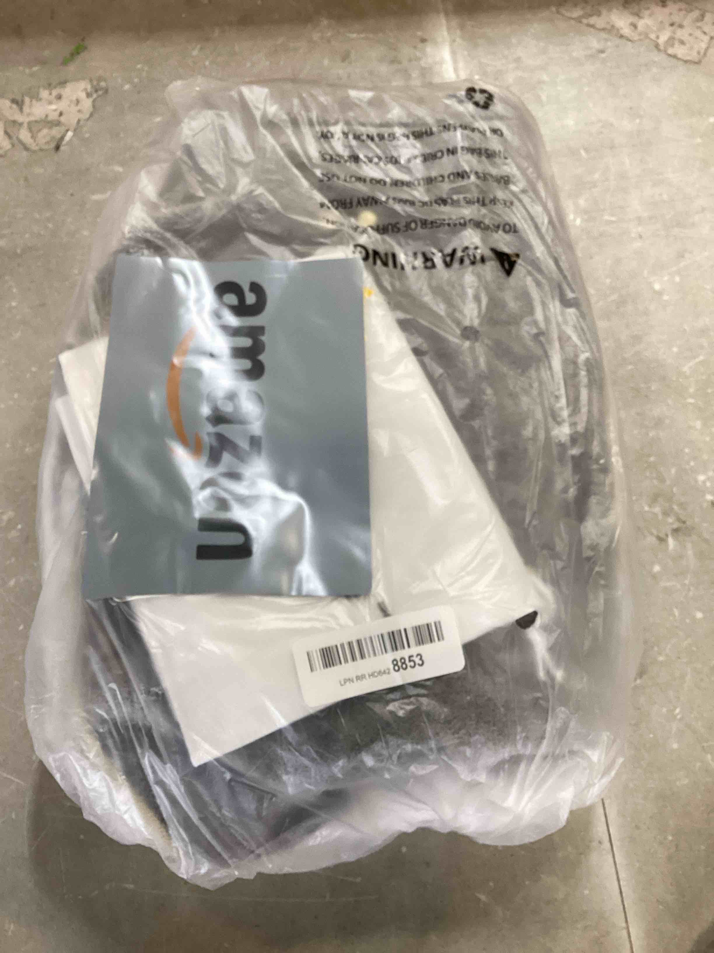 https://s3.amazonaws.com/lotting-images-prod/bidfta/YEL6468847_1717695542251.jpeg