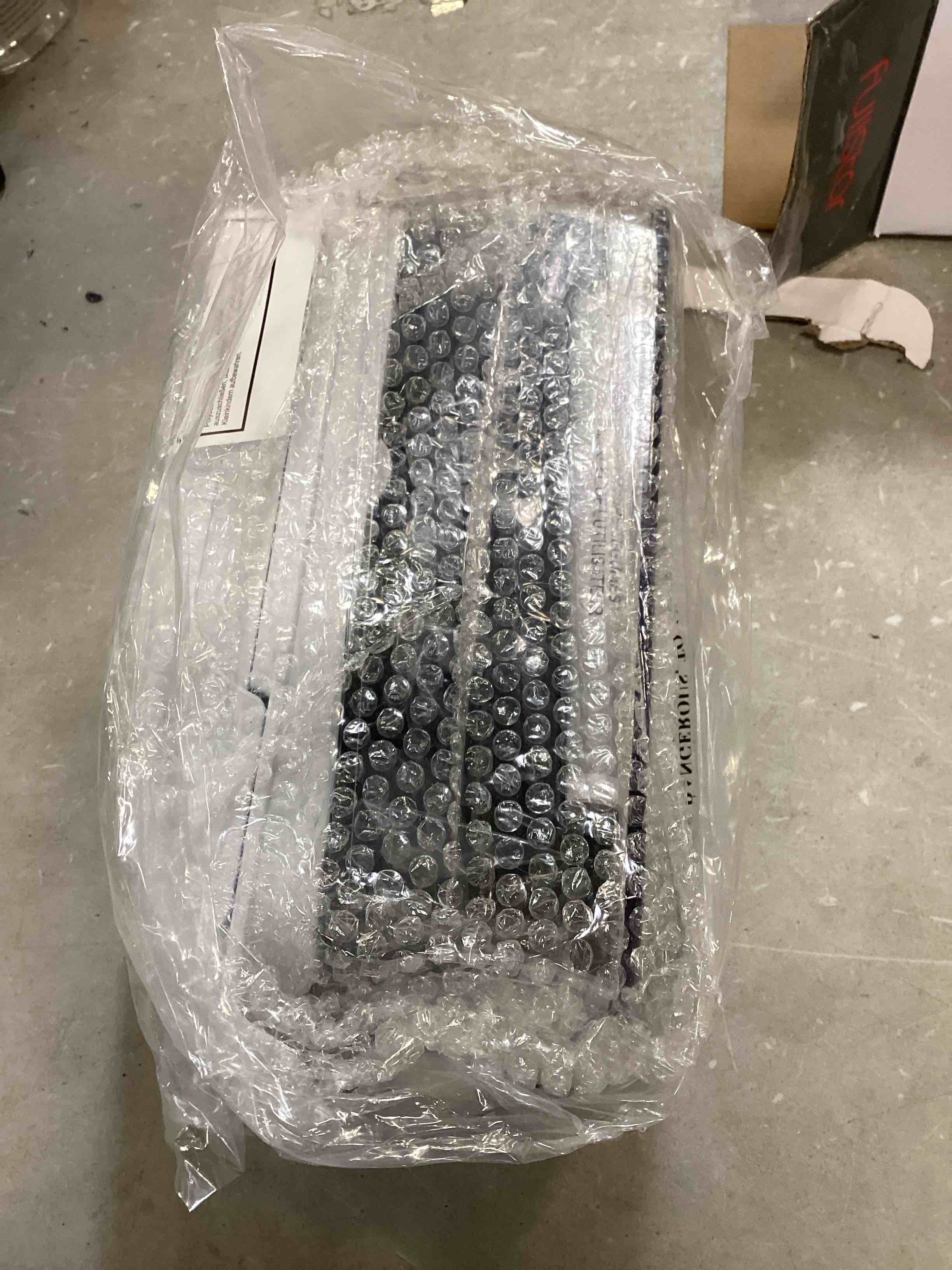 https://s3.amazonaws.com/lotting-images-prod/bidfta/YEL6468892_1717700480013.jpeg