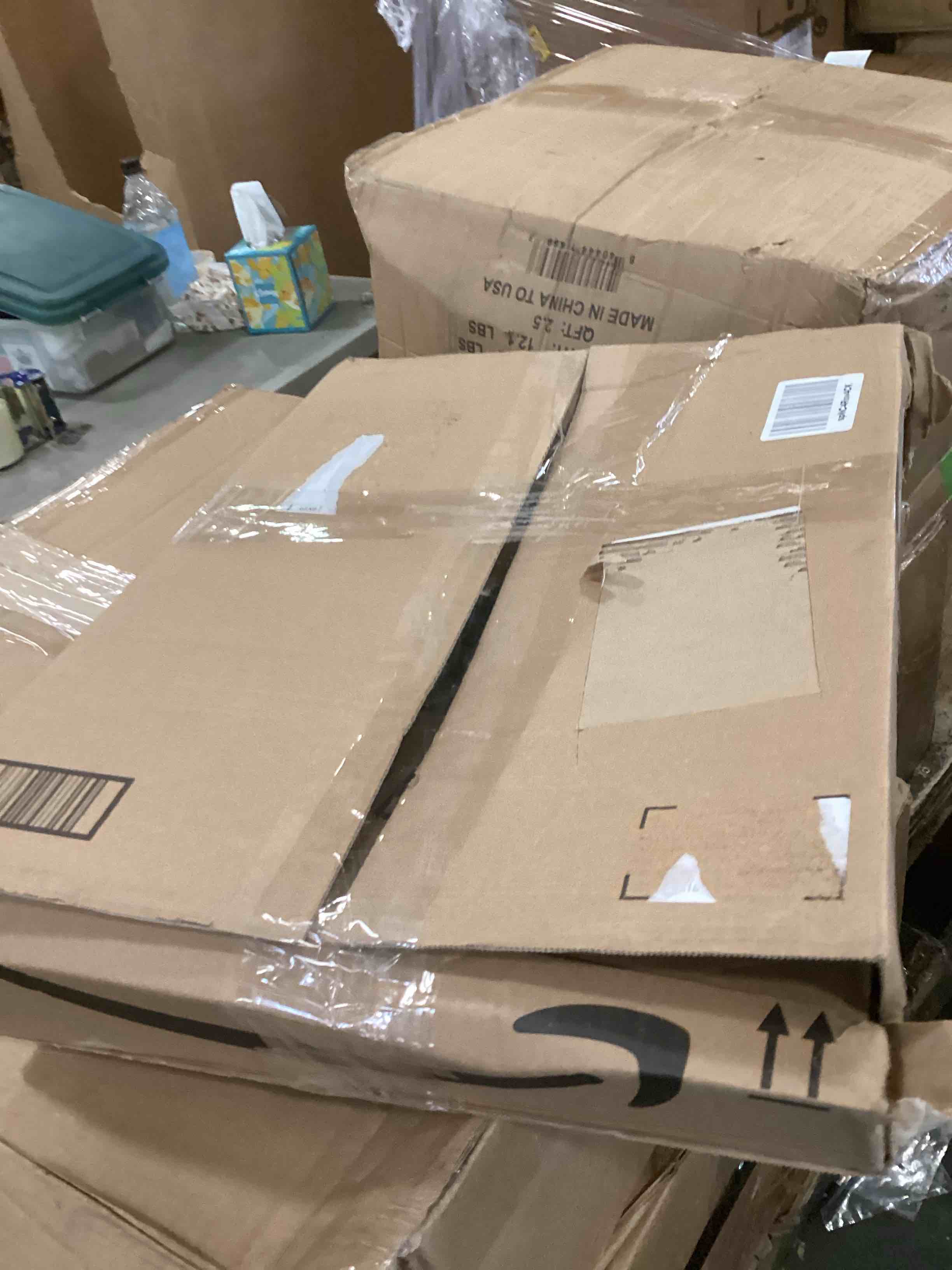https://s3.amazonaws.com/lotting-images-prod/bidfta/YEL6471007_1718719072123.jpeg