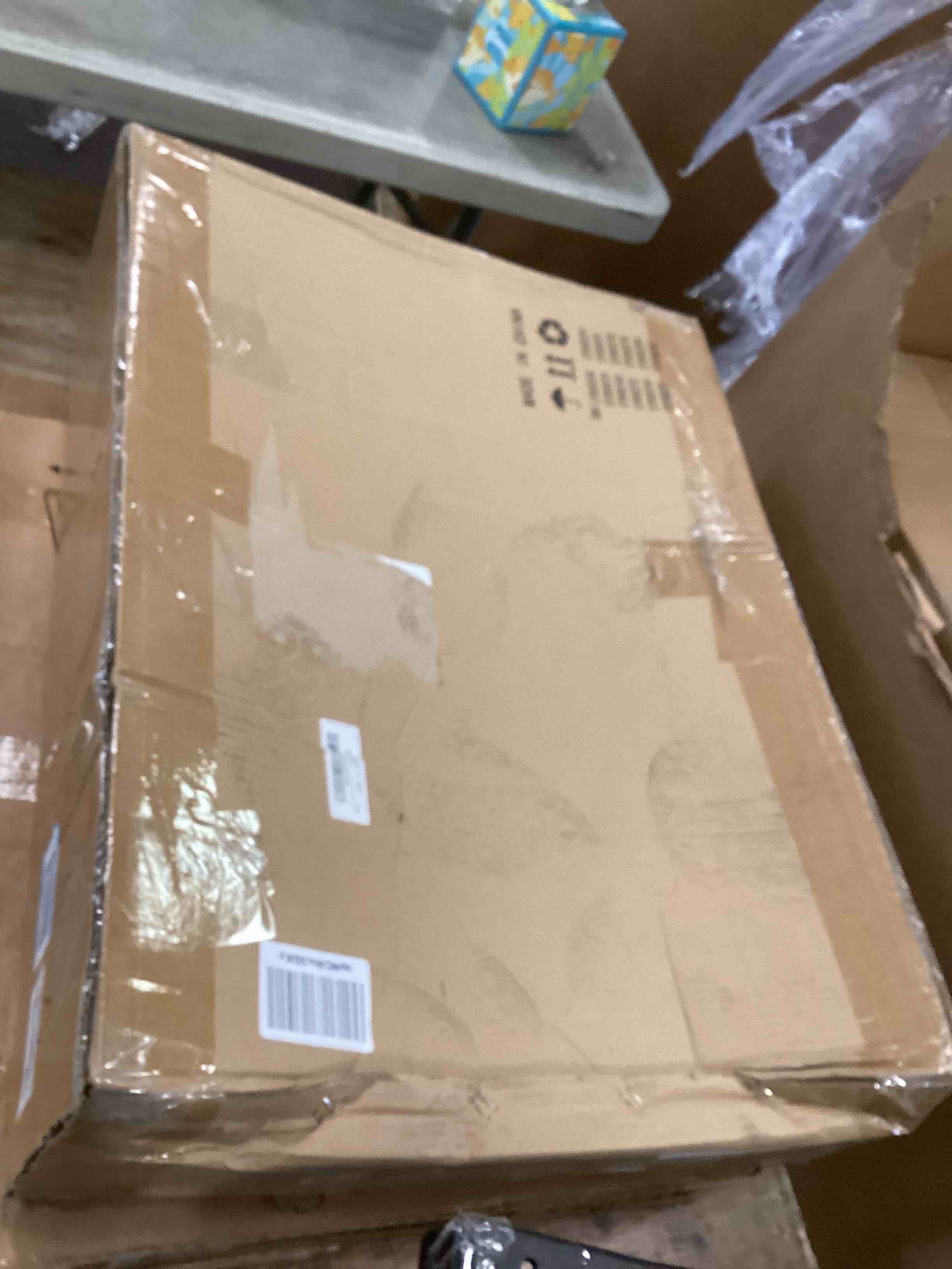 https://s3.amazonaws.com/lotting-images-prod/bidfta/YEL6471037_1718723639587.jpeg