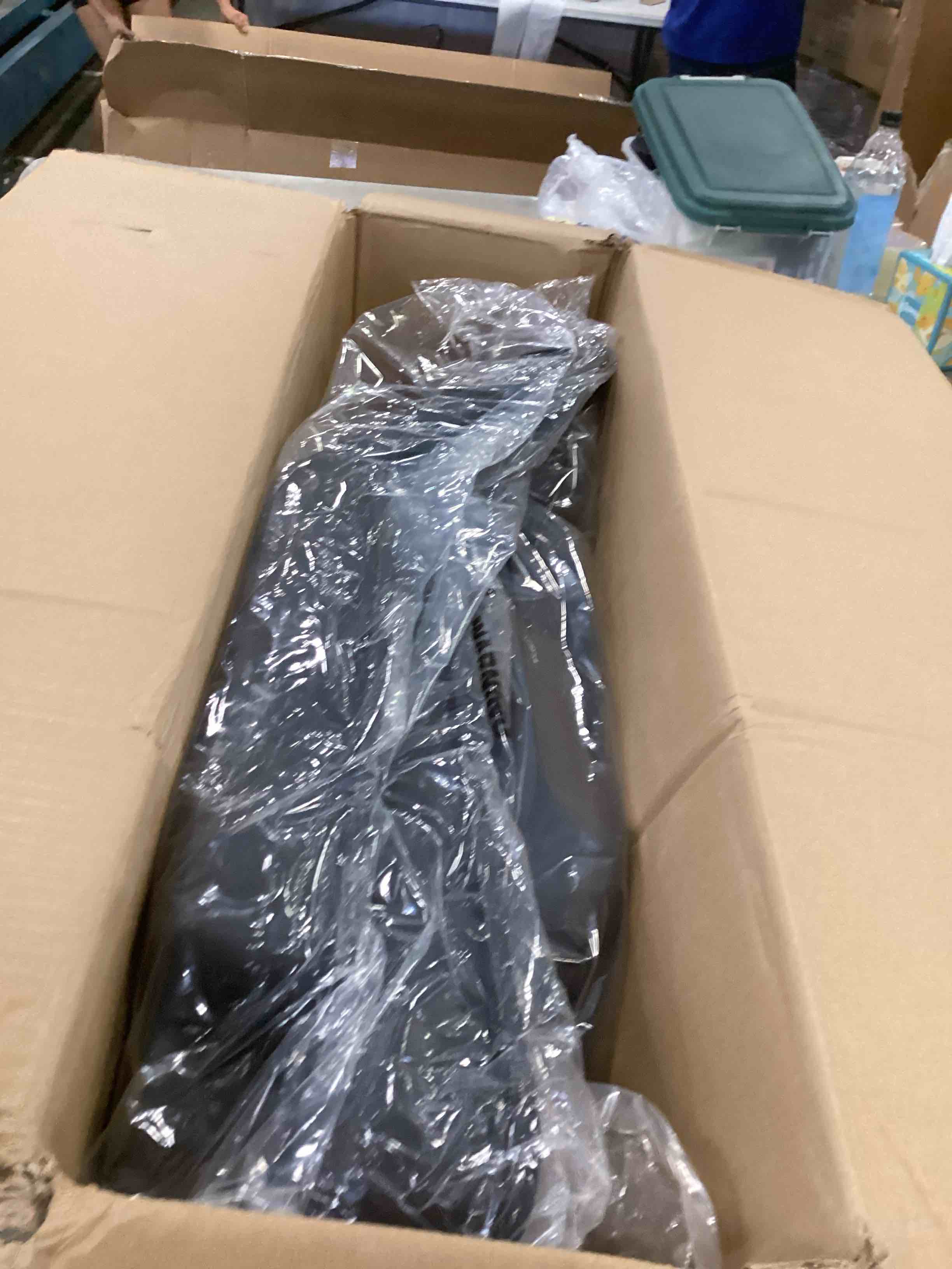 https://s3.amazonaws.com/lotting-images-prod/bidfta/YEL6471037_1718723705832.jpeg