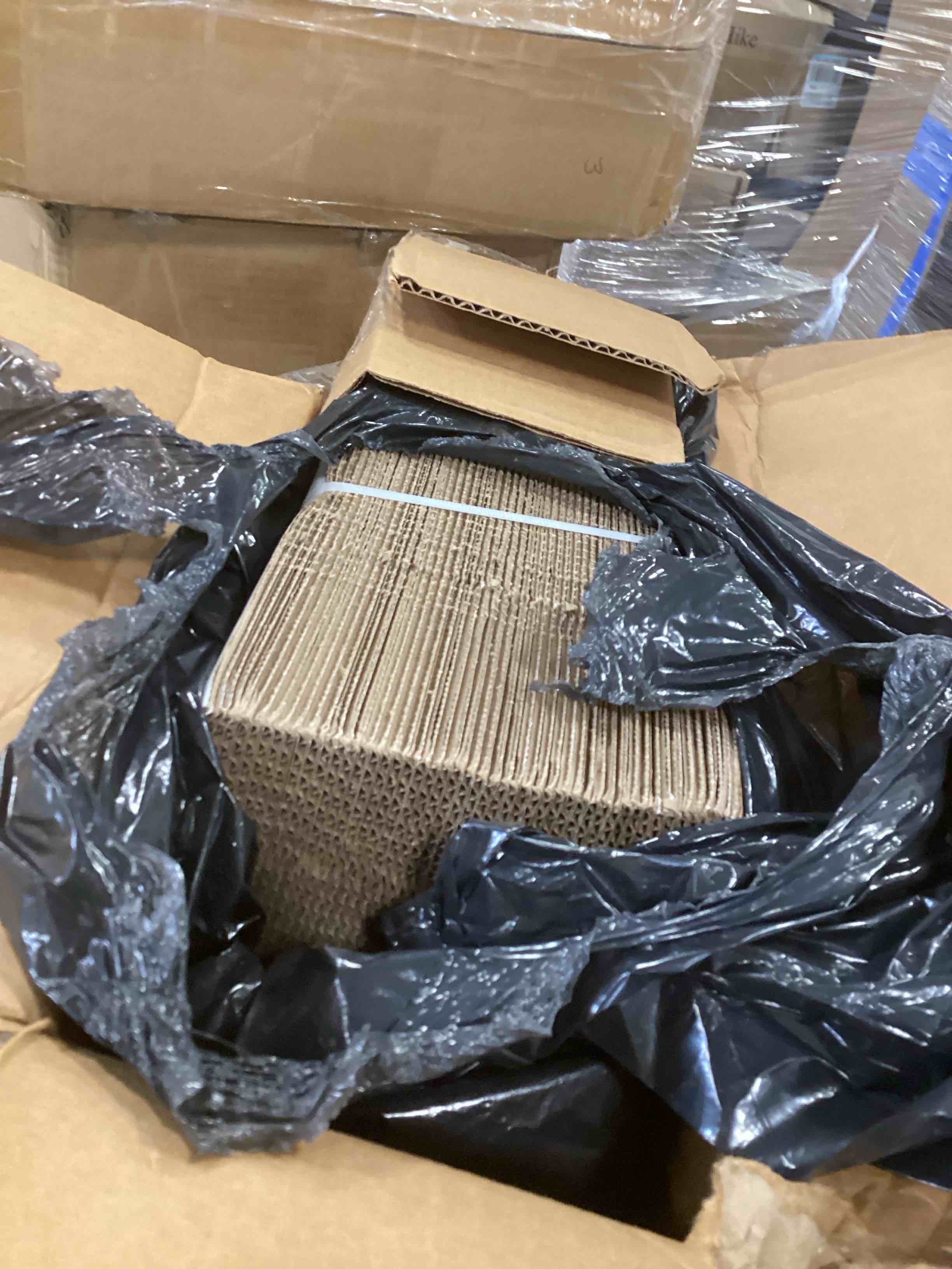 https://s3.amazonaws.com/lotting-images-prod/bidfta/YEL6471051_1718725483399.jpeg