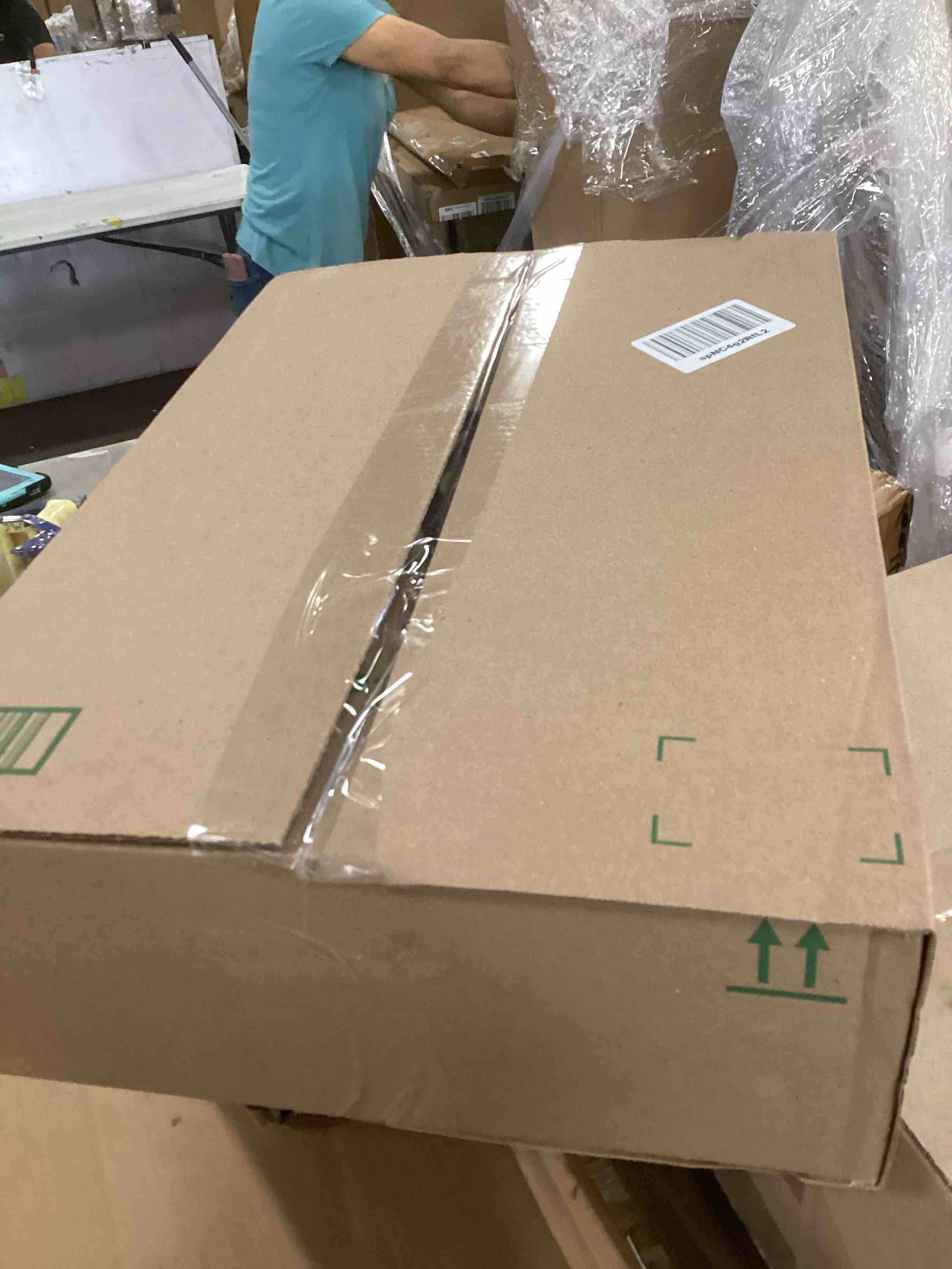 https://s3.amazonaws.com/lotting-images-prod/bidfta/YEL6471427_1718884701576.jpeg